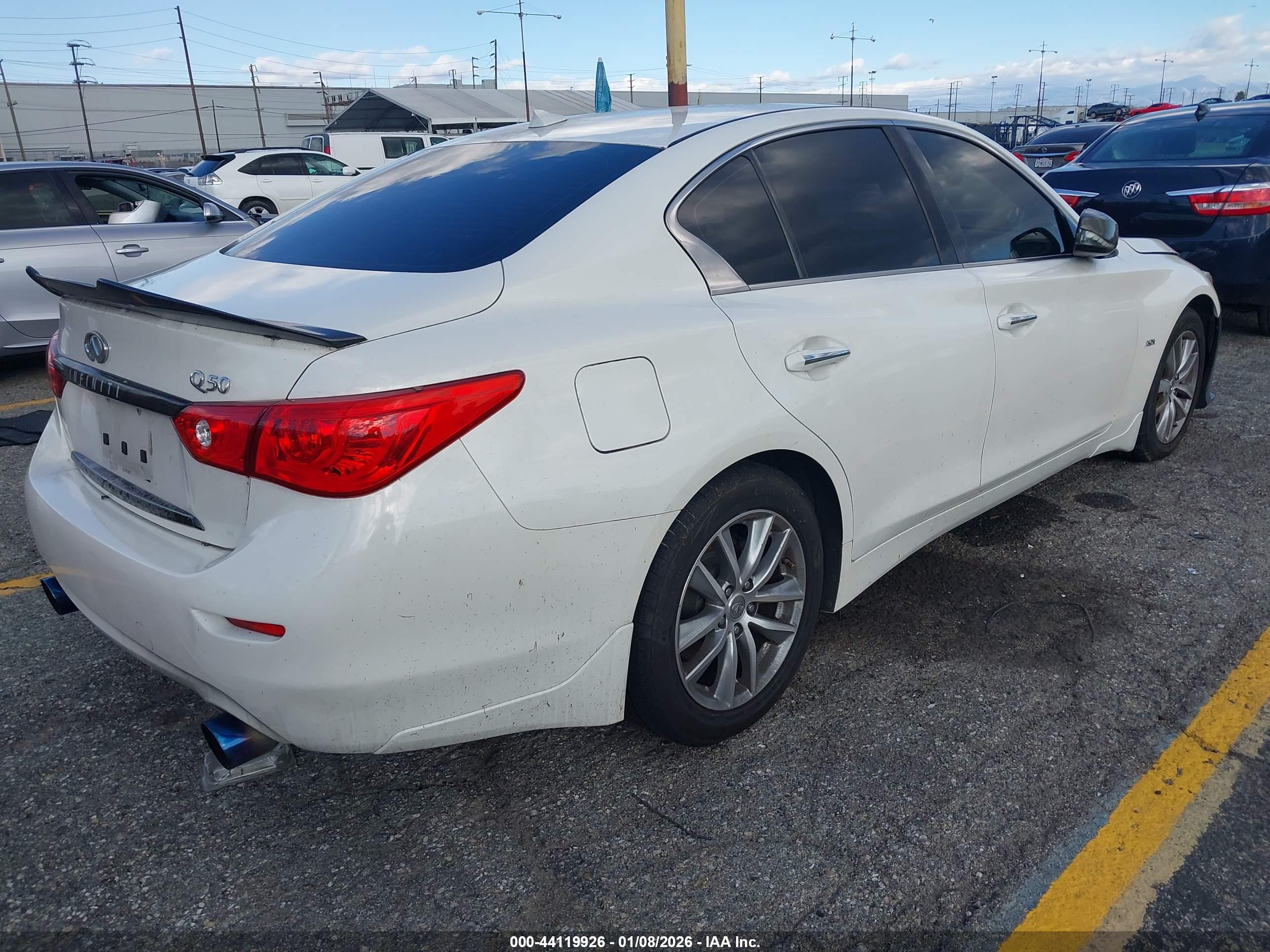 INFINITI Q50 image 4