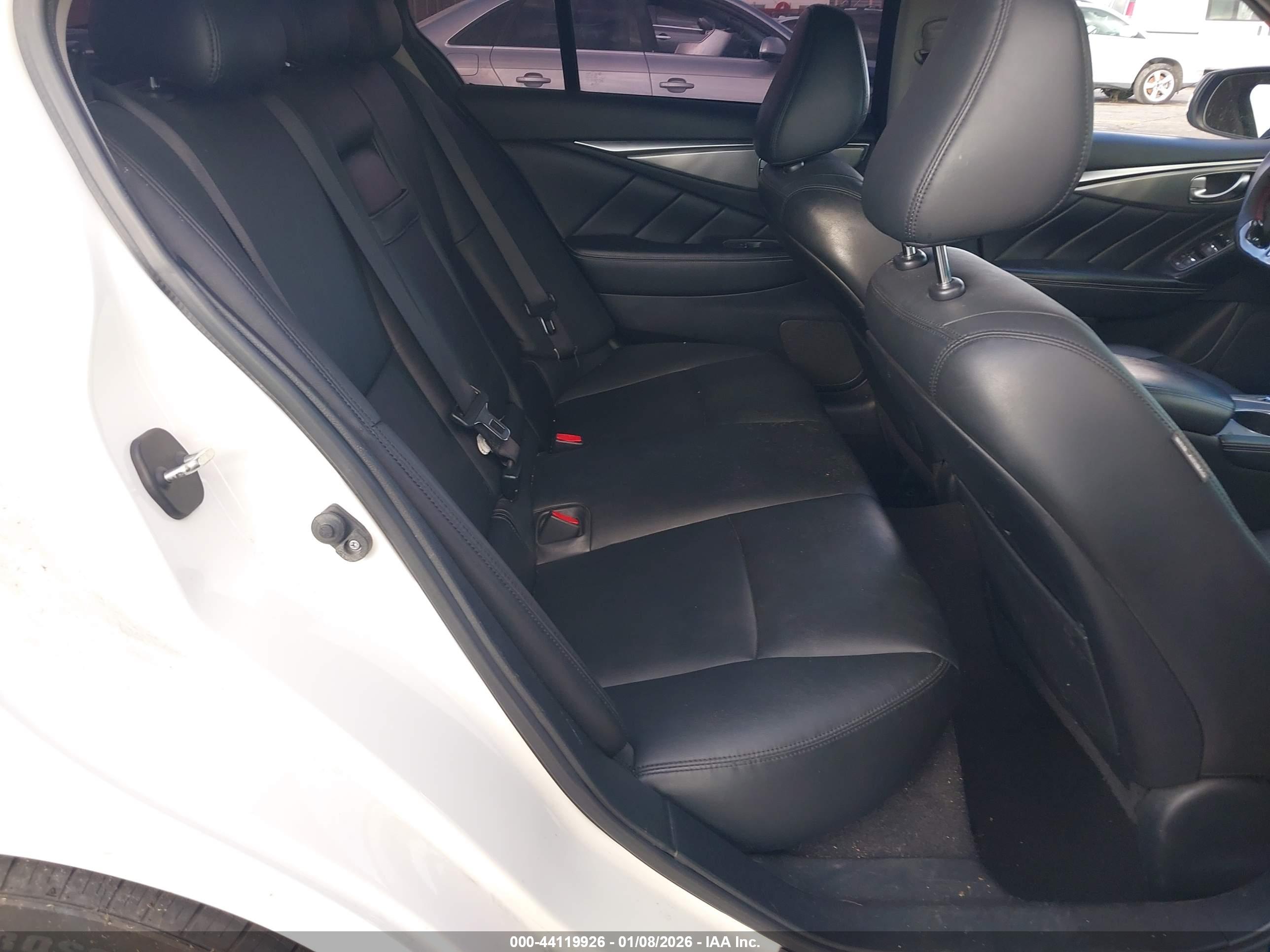 INFINITI Q50 image 8