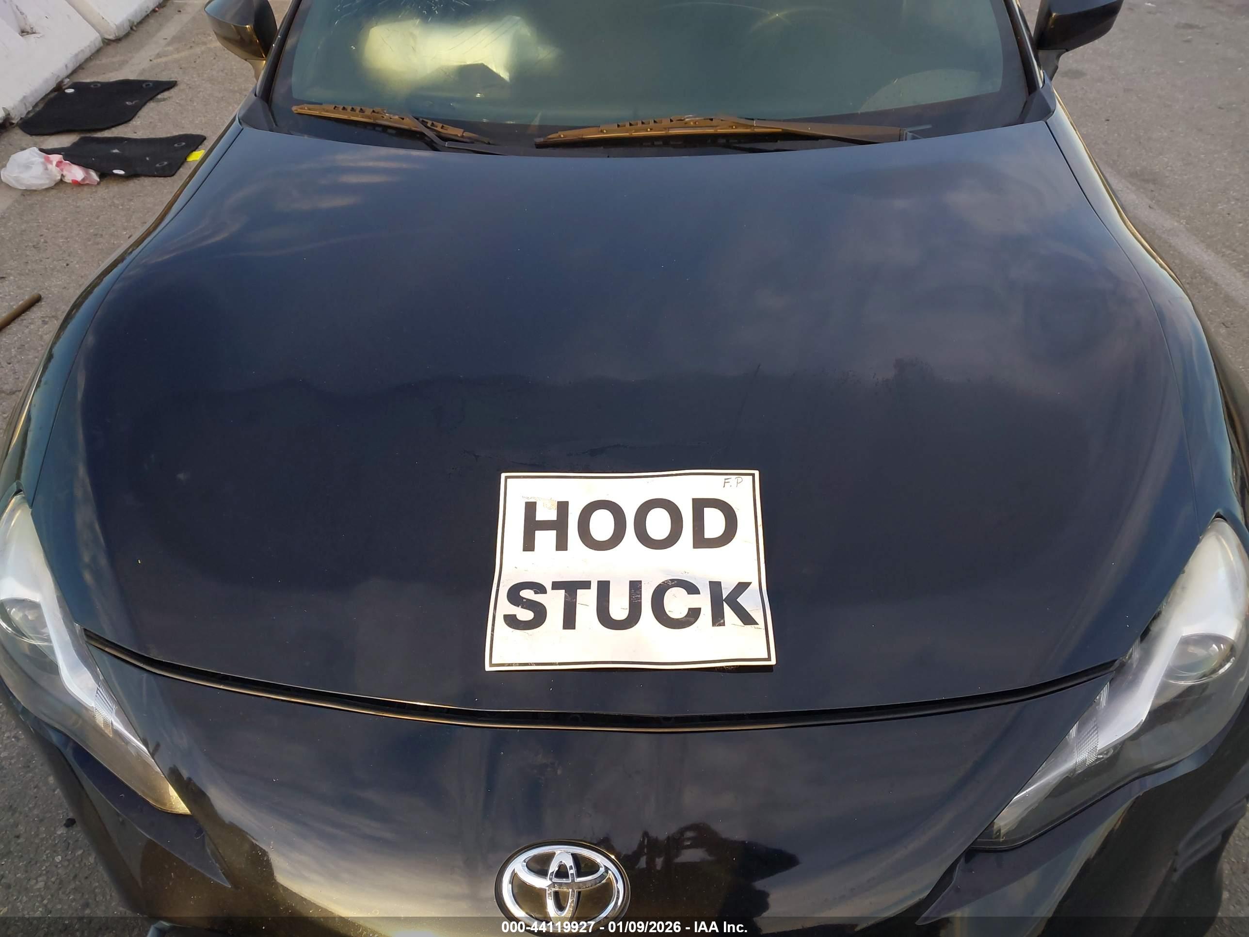 TOYOTA 86 image 10