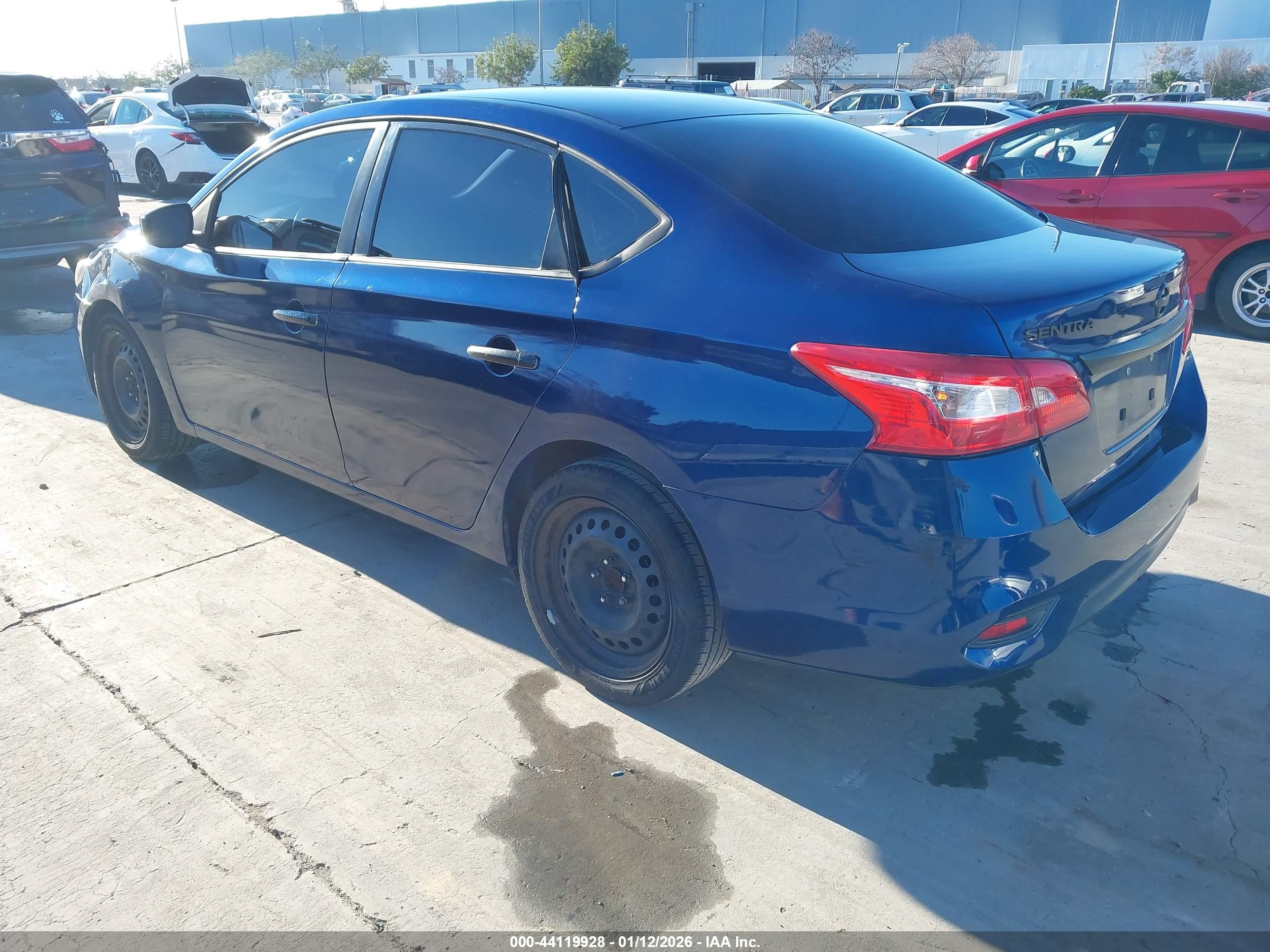 NISSAN SENTRA image 3