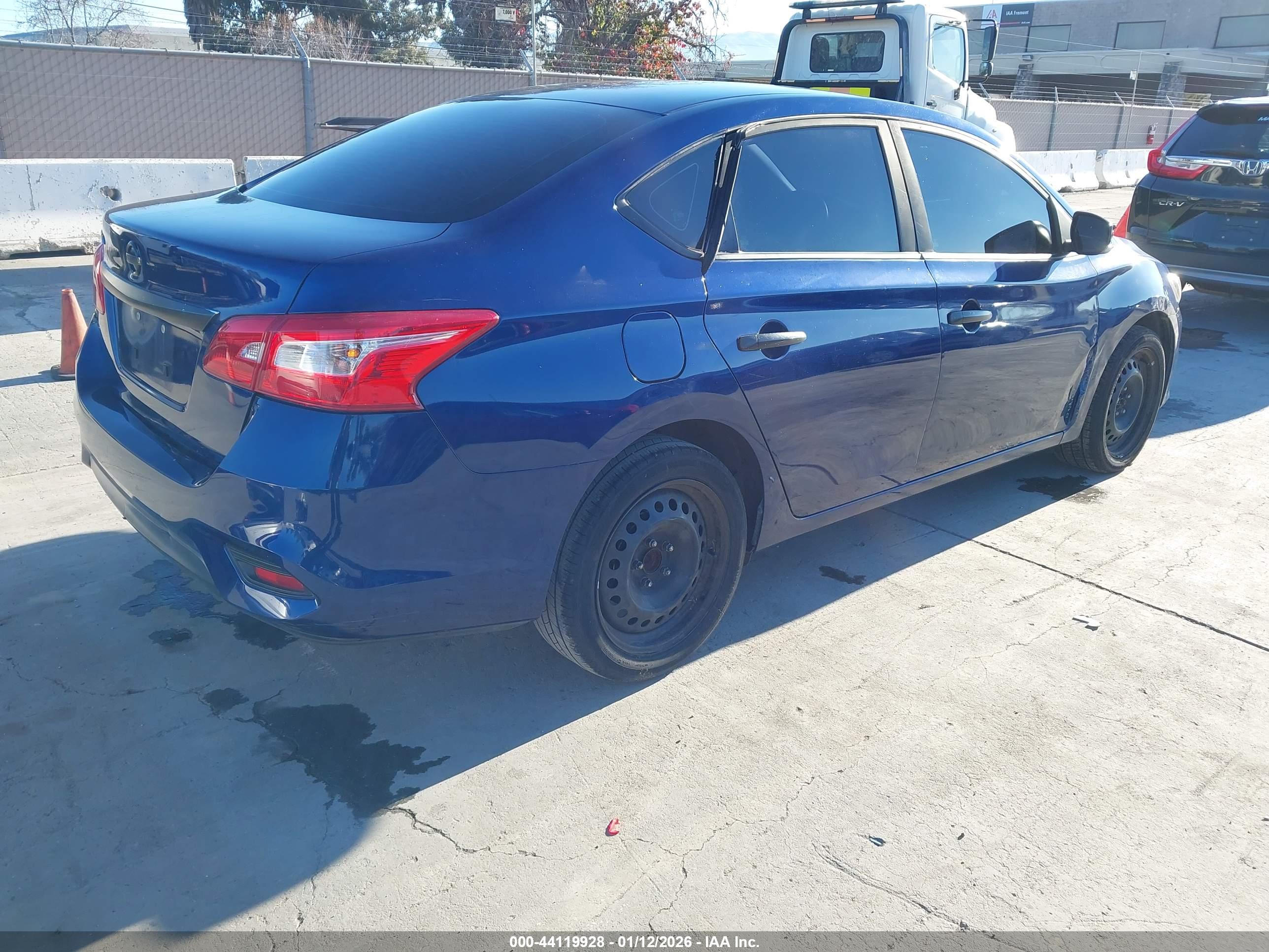 NISSAN SENTRA image 4