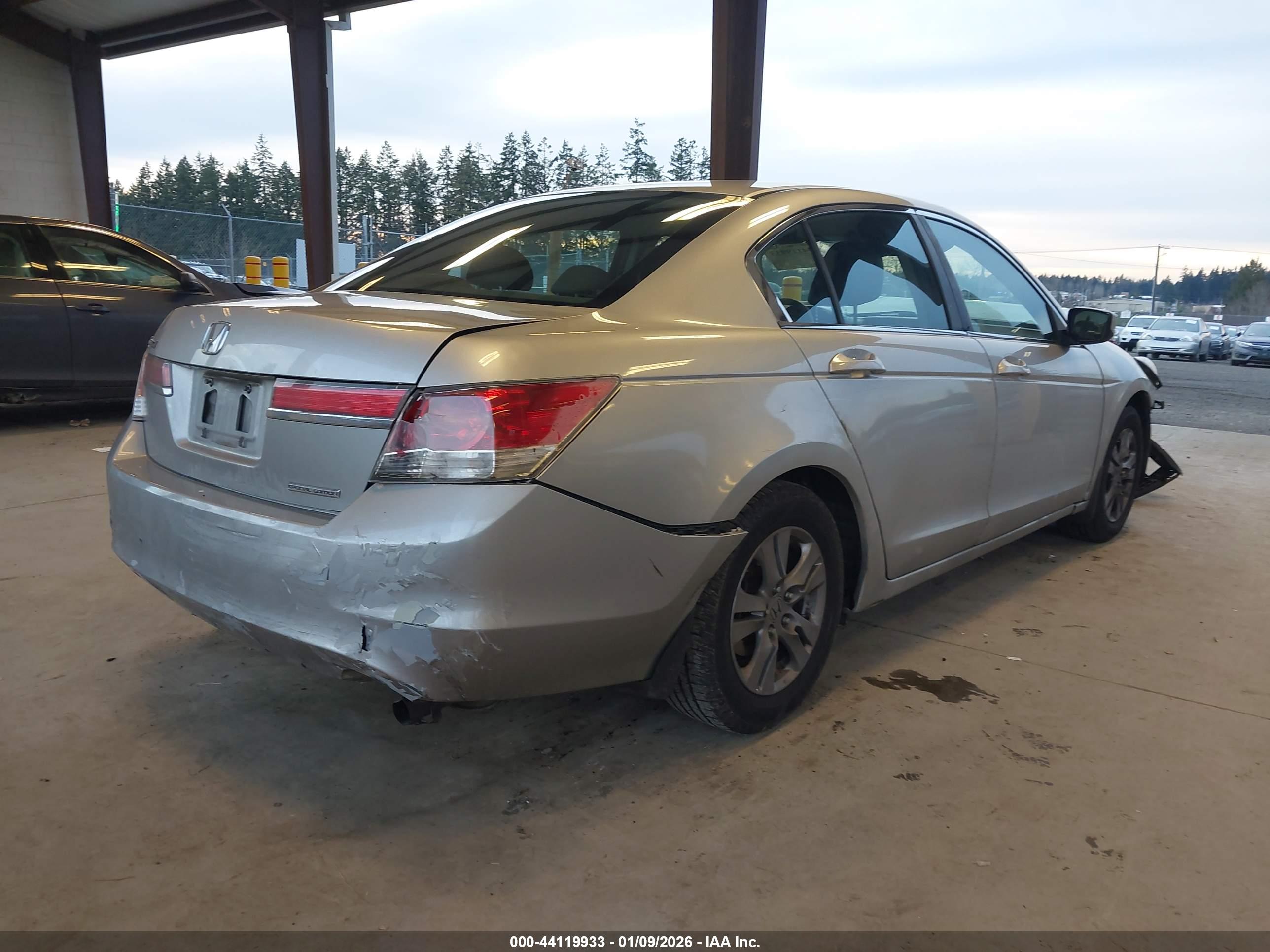 HONDA ACCORD image 4