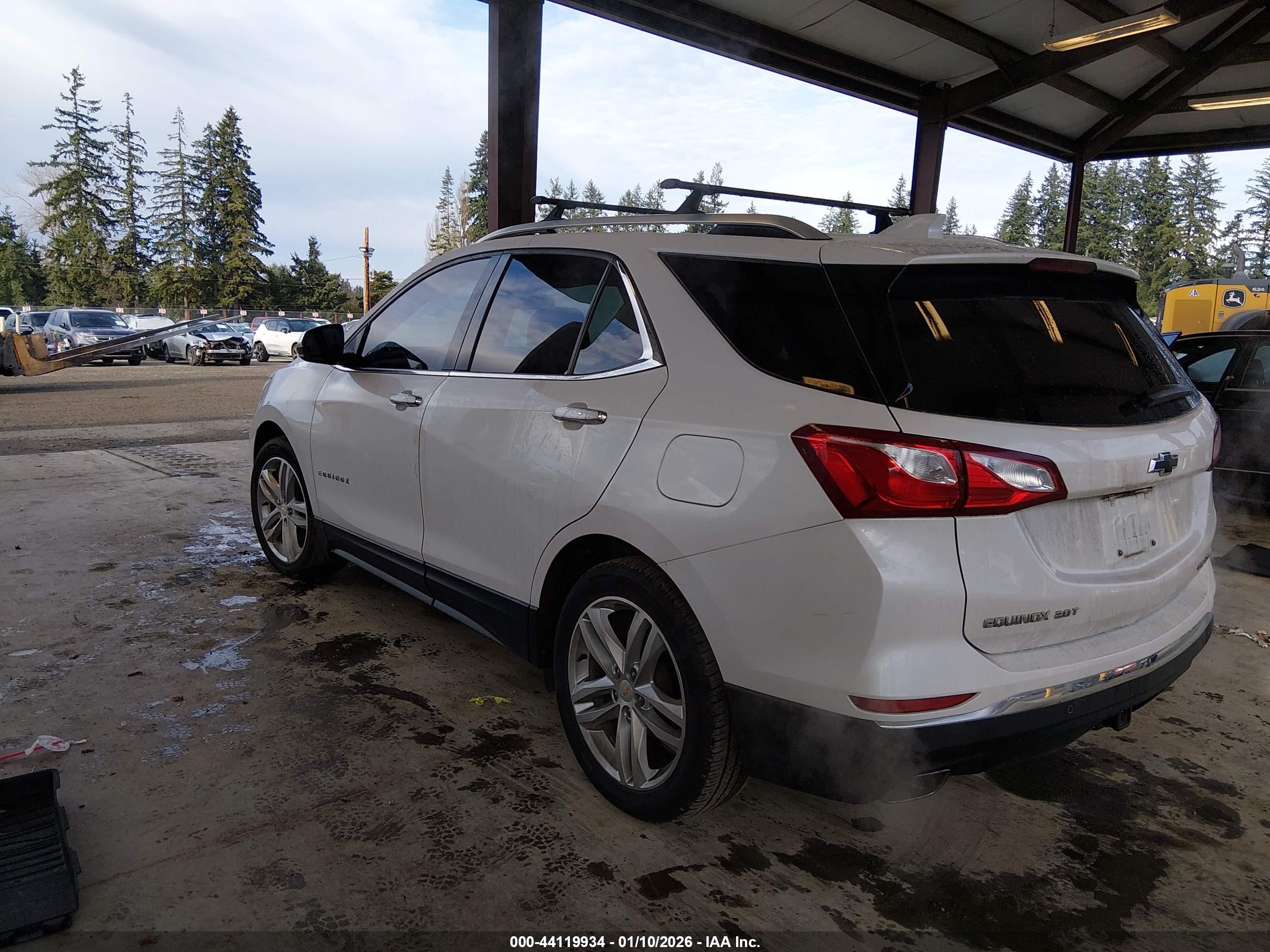 CHEVROLET EQUINOX image 3