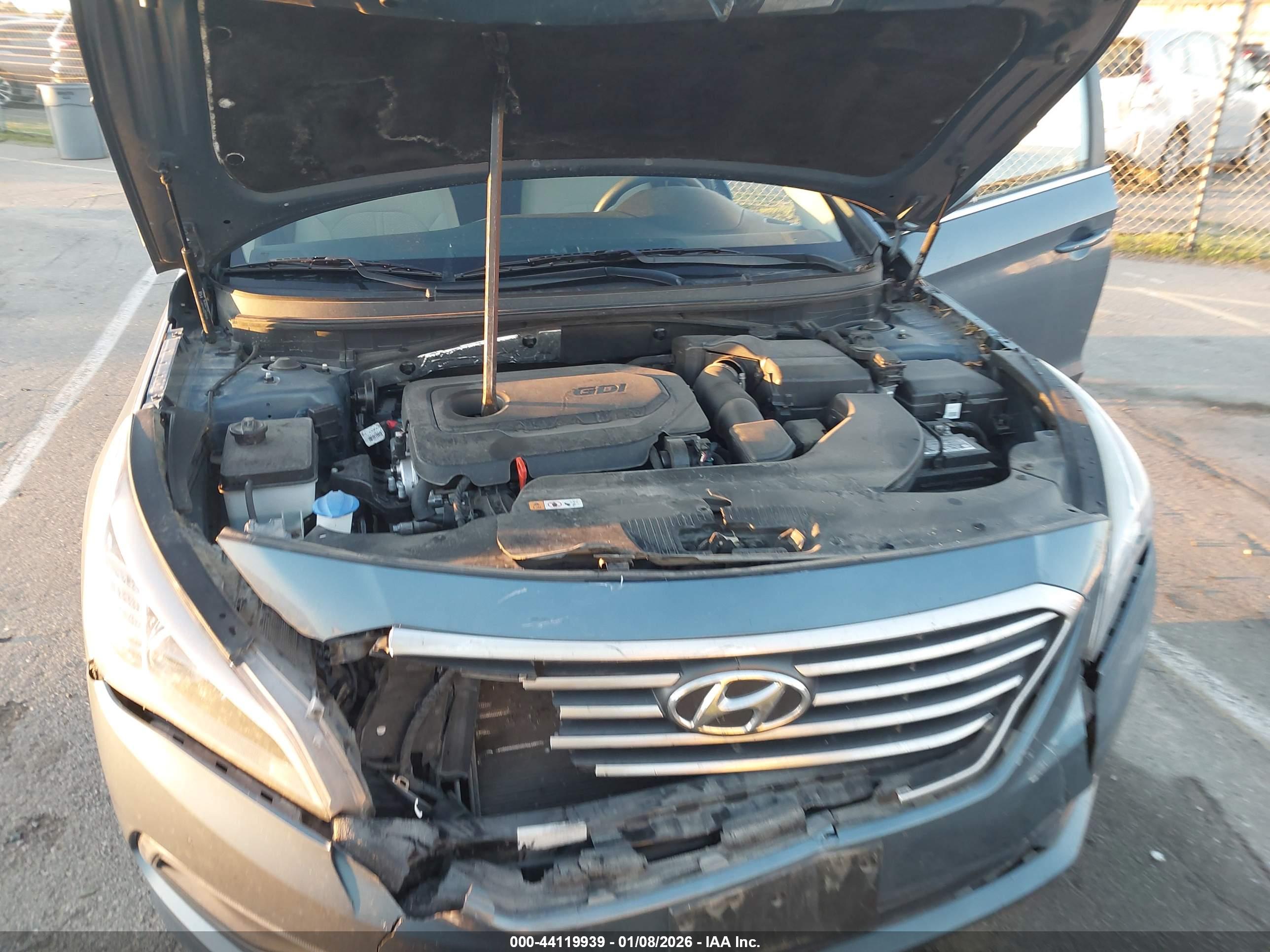 HYUNDAI SONATA image 10