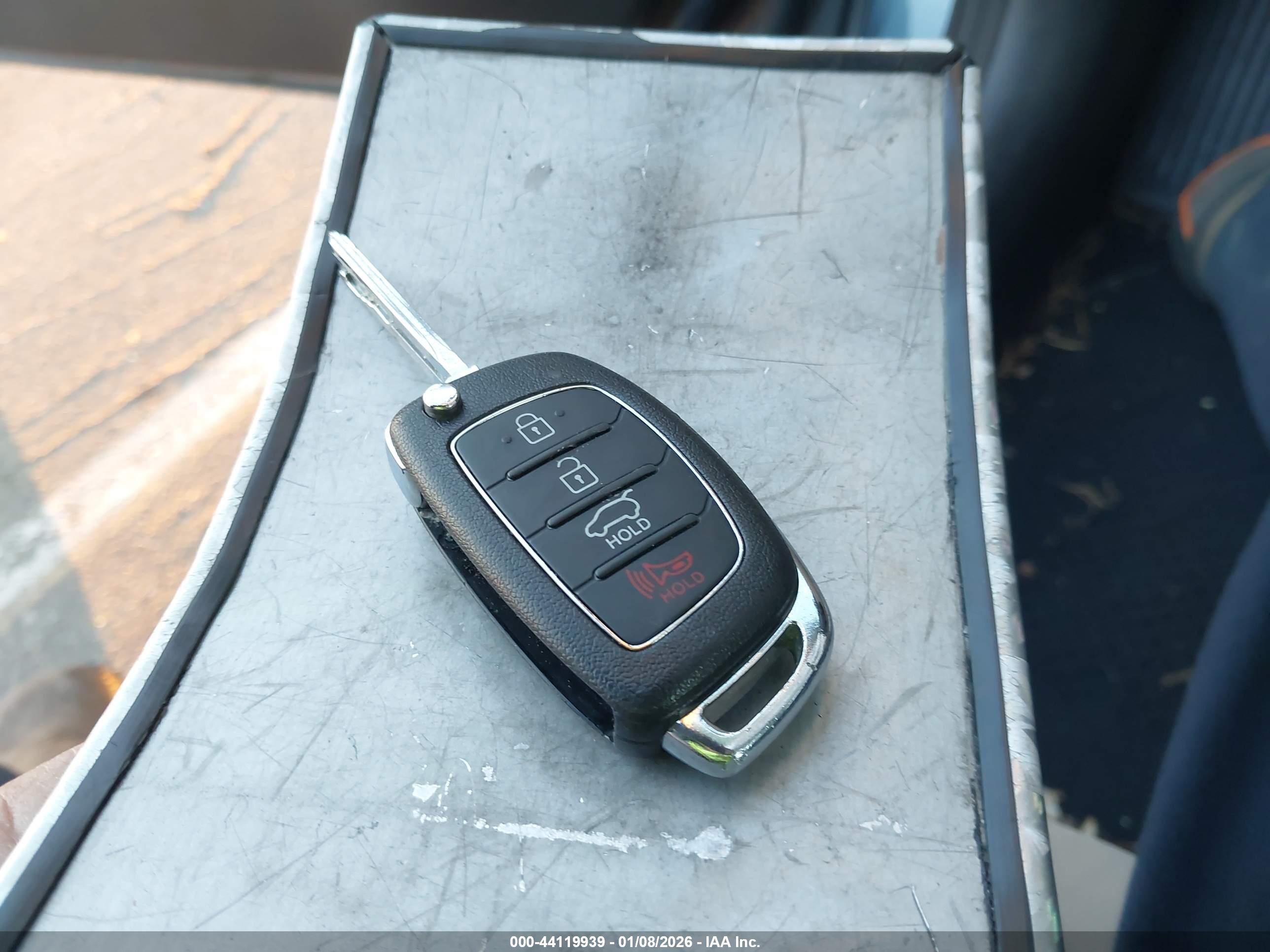 HYUNDAI SONATA image 11