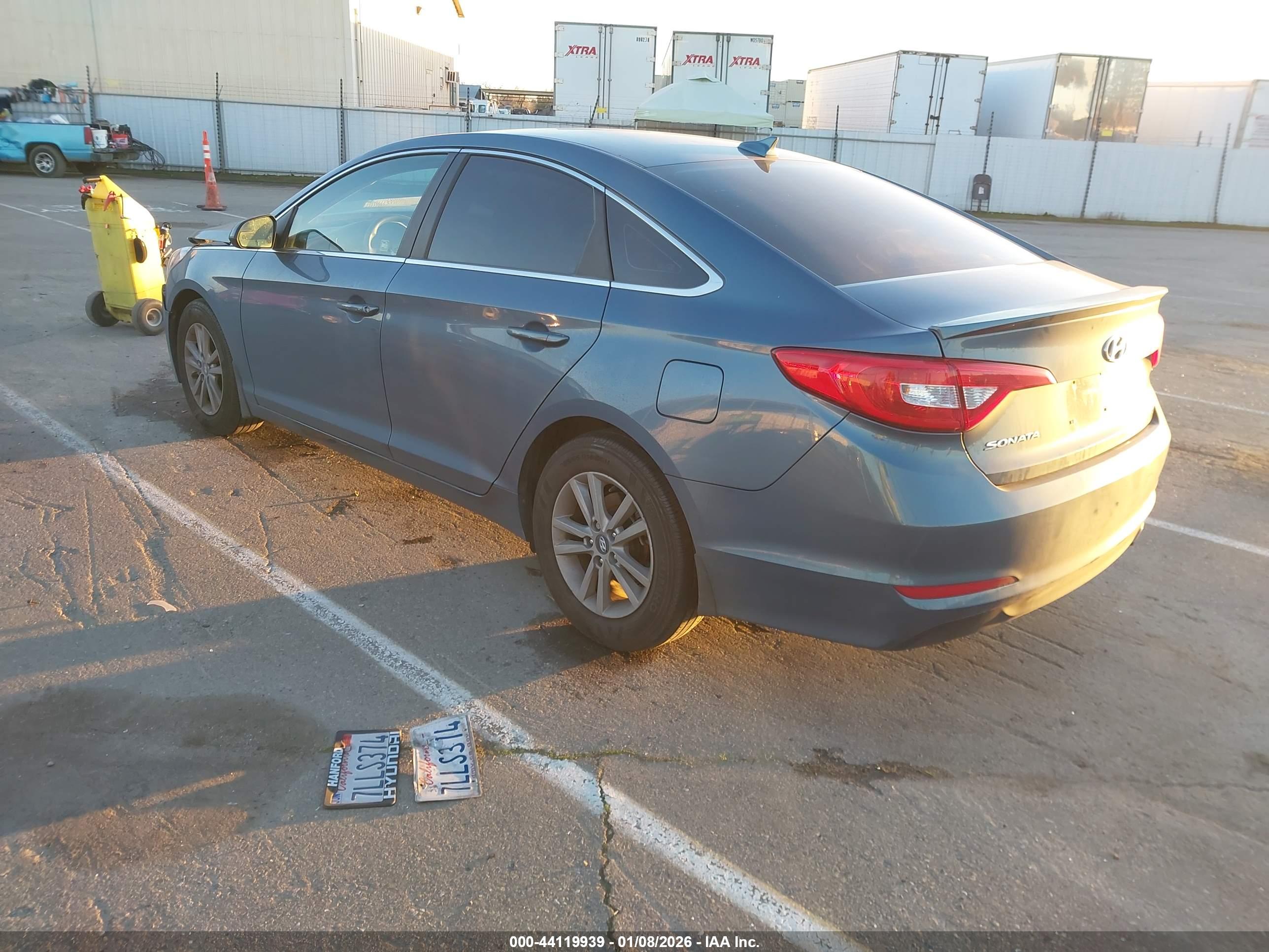 HYUNDAI SONATA image 3
