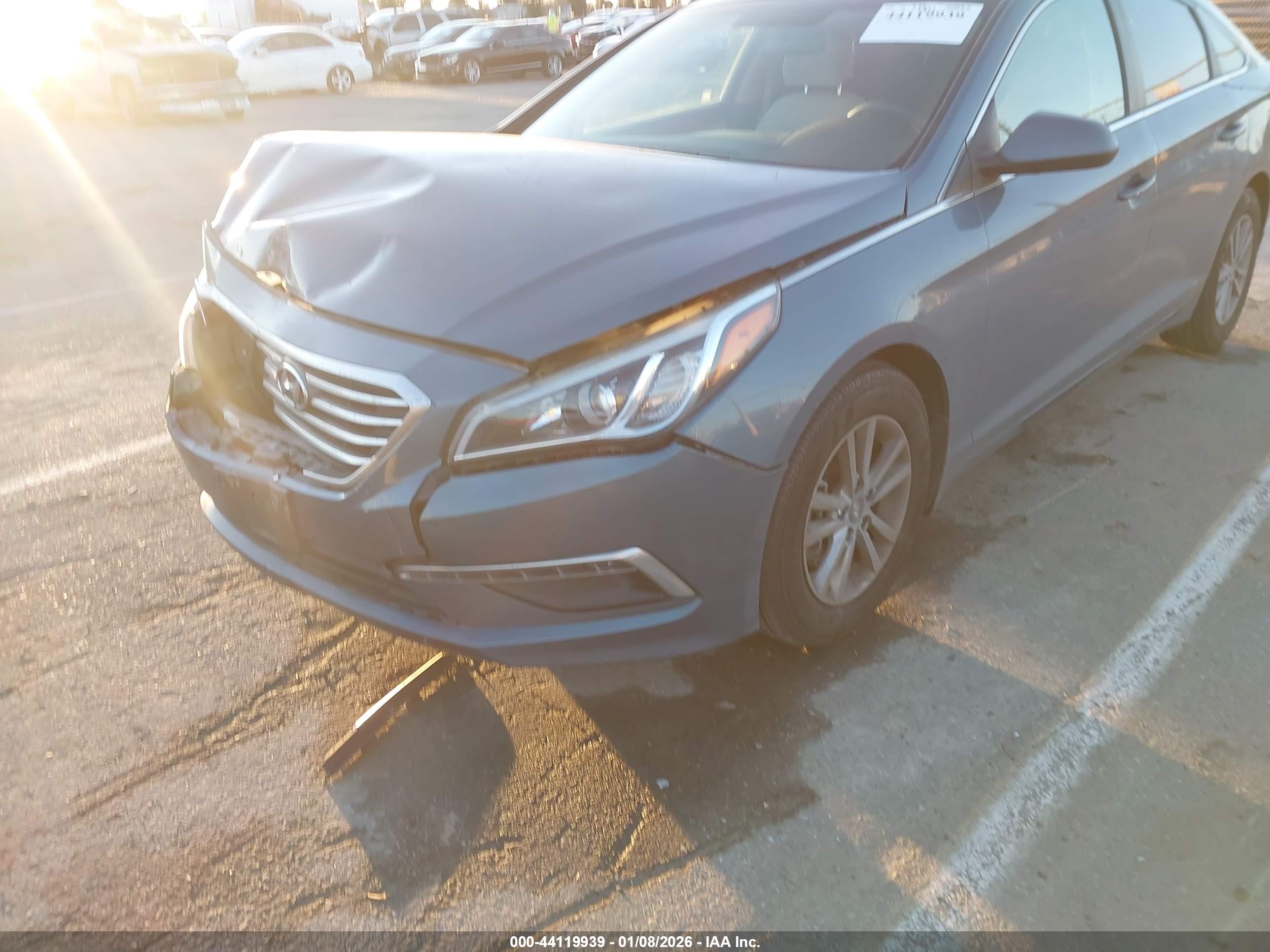 HYUNDAI SONATA image 6