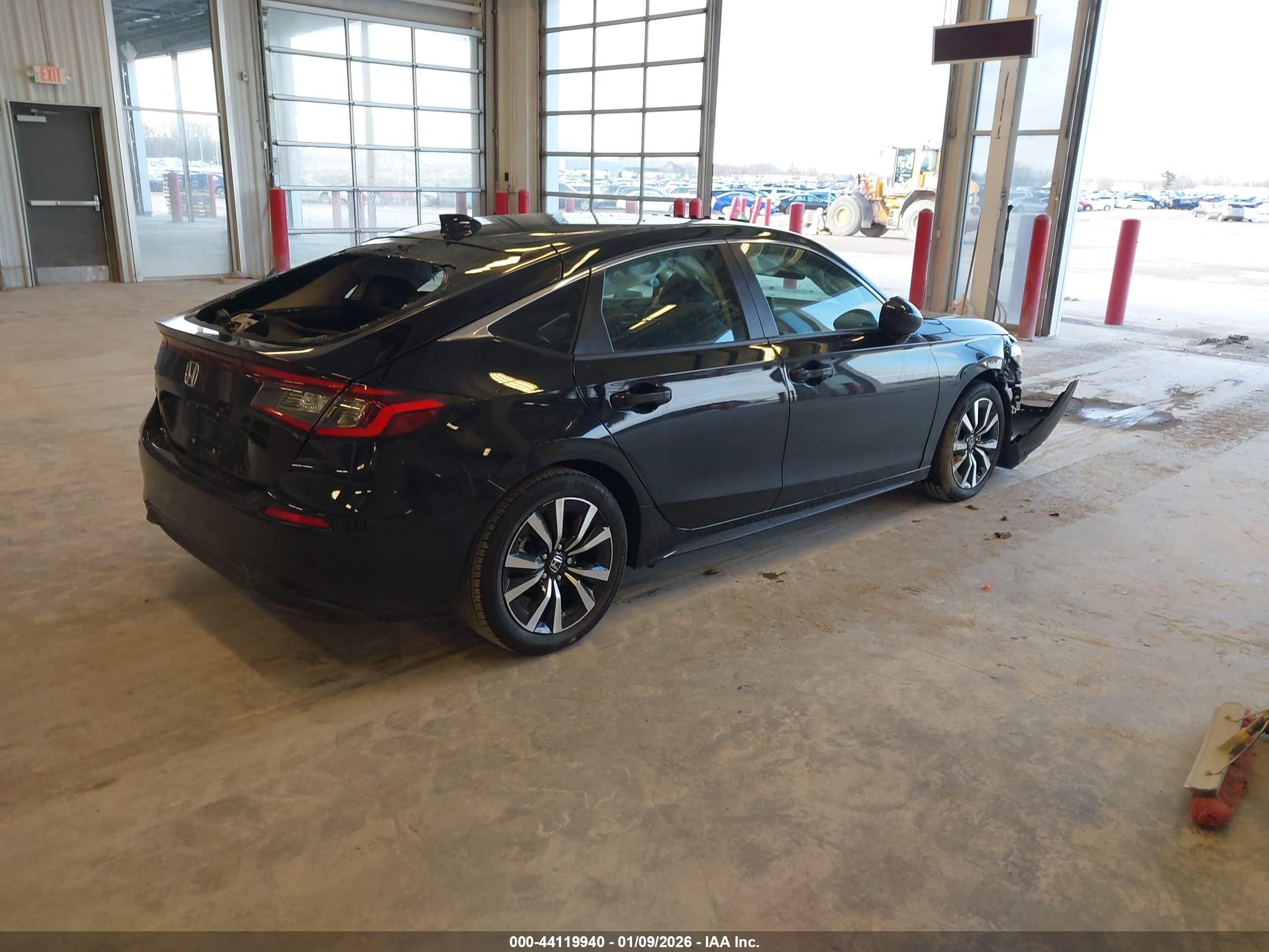 HONDA CIVIC image 4