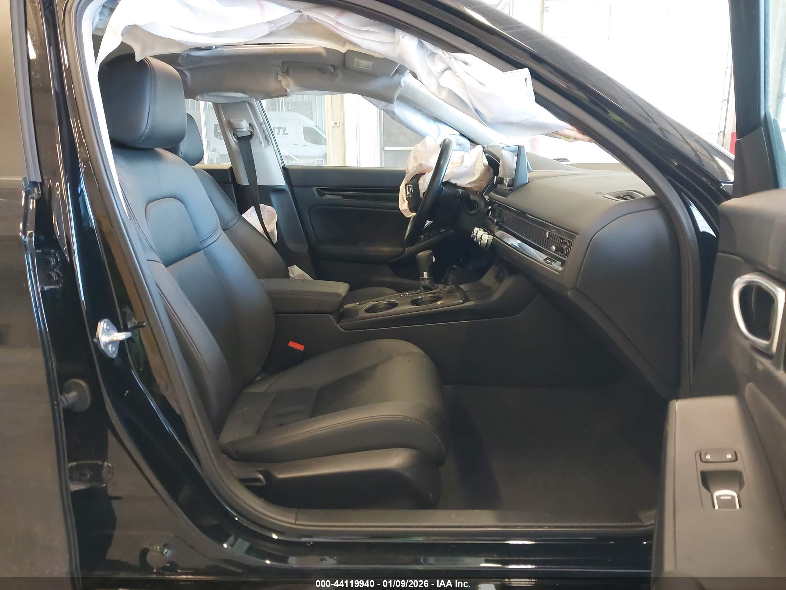 HONDA CIVIC image 5