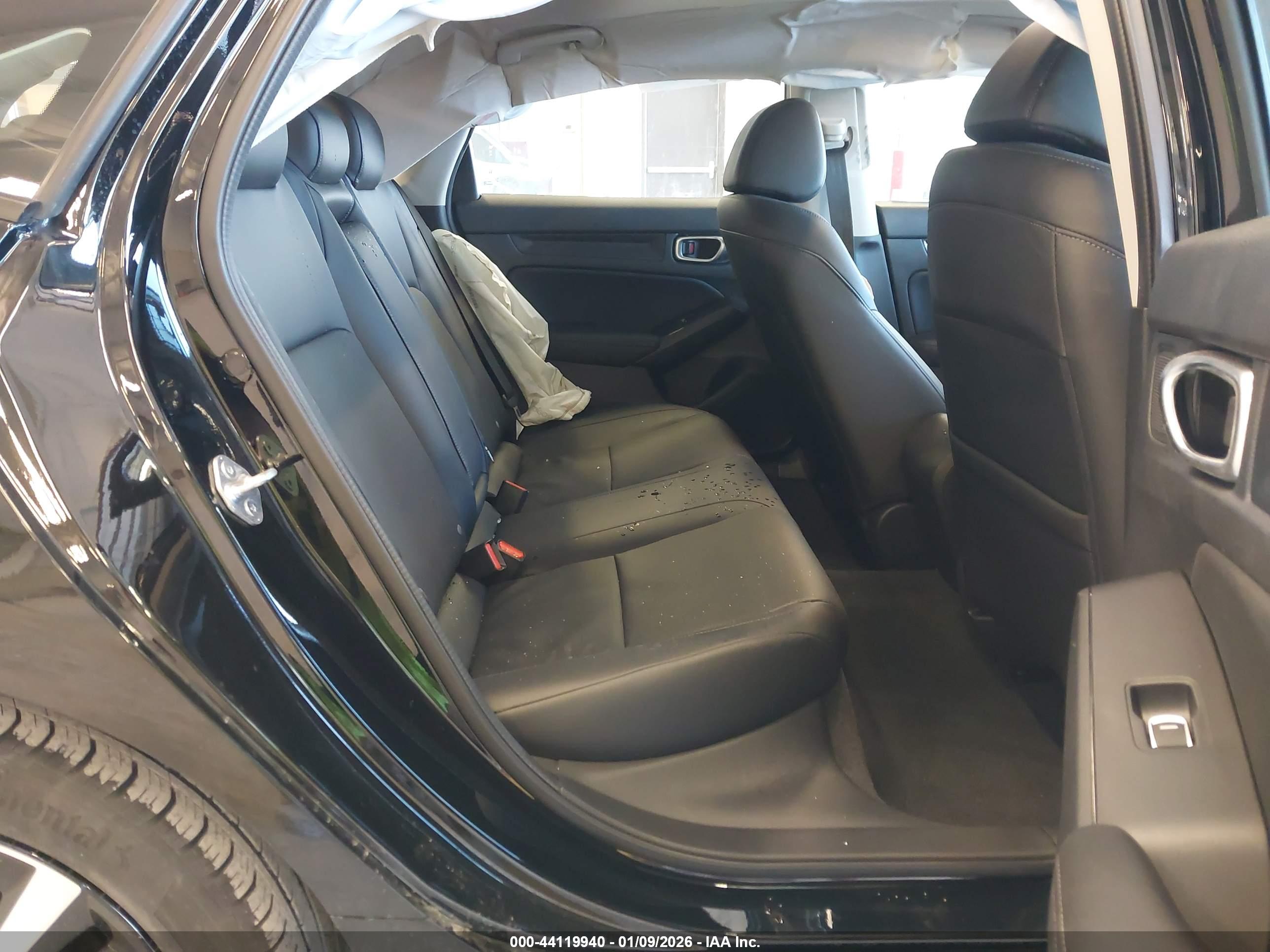 HONDA CIVIC image 8