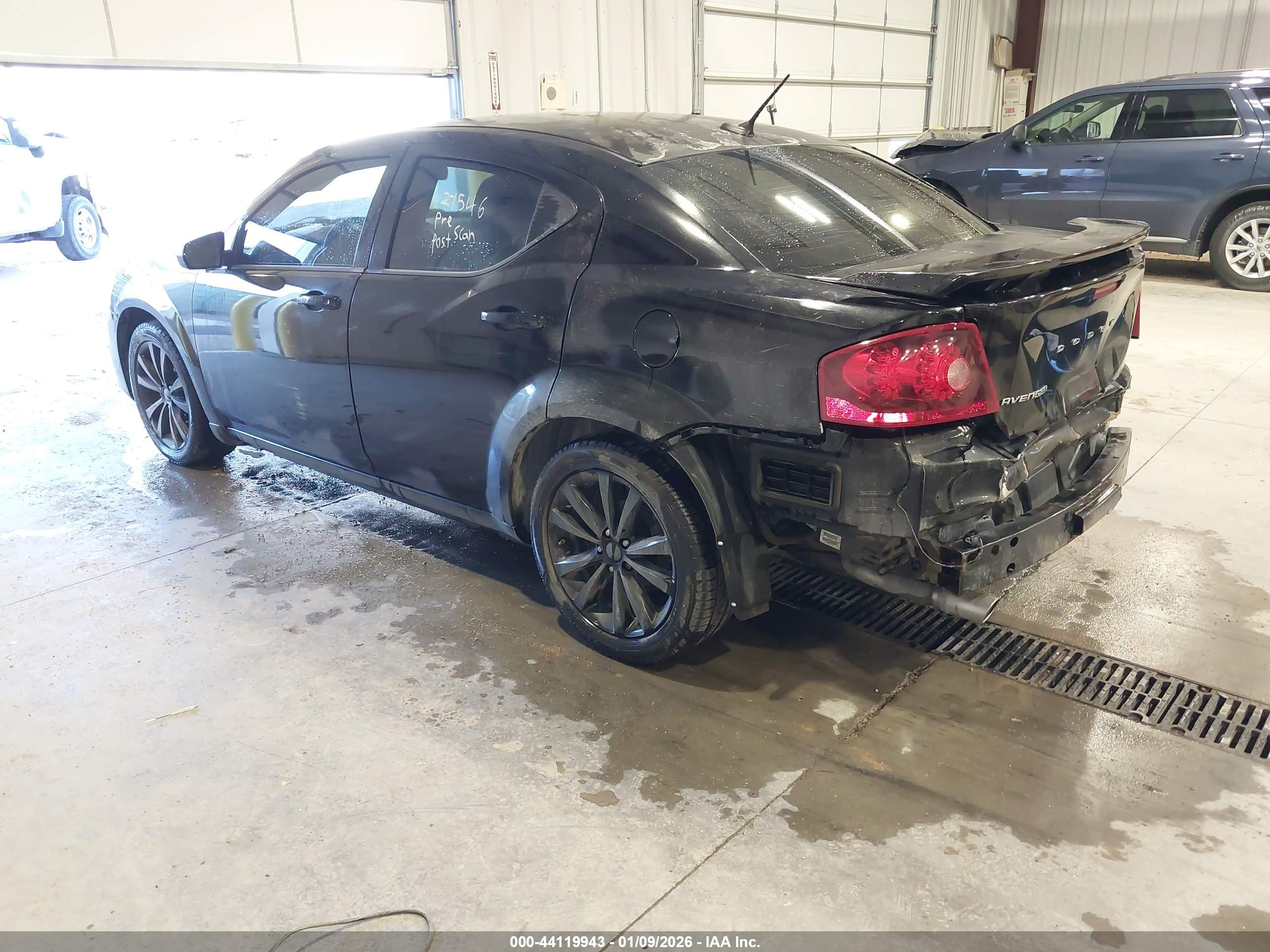 DODGE AVENGER image 3