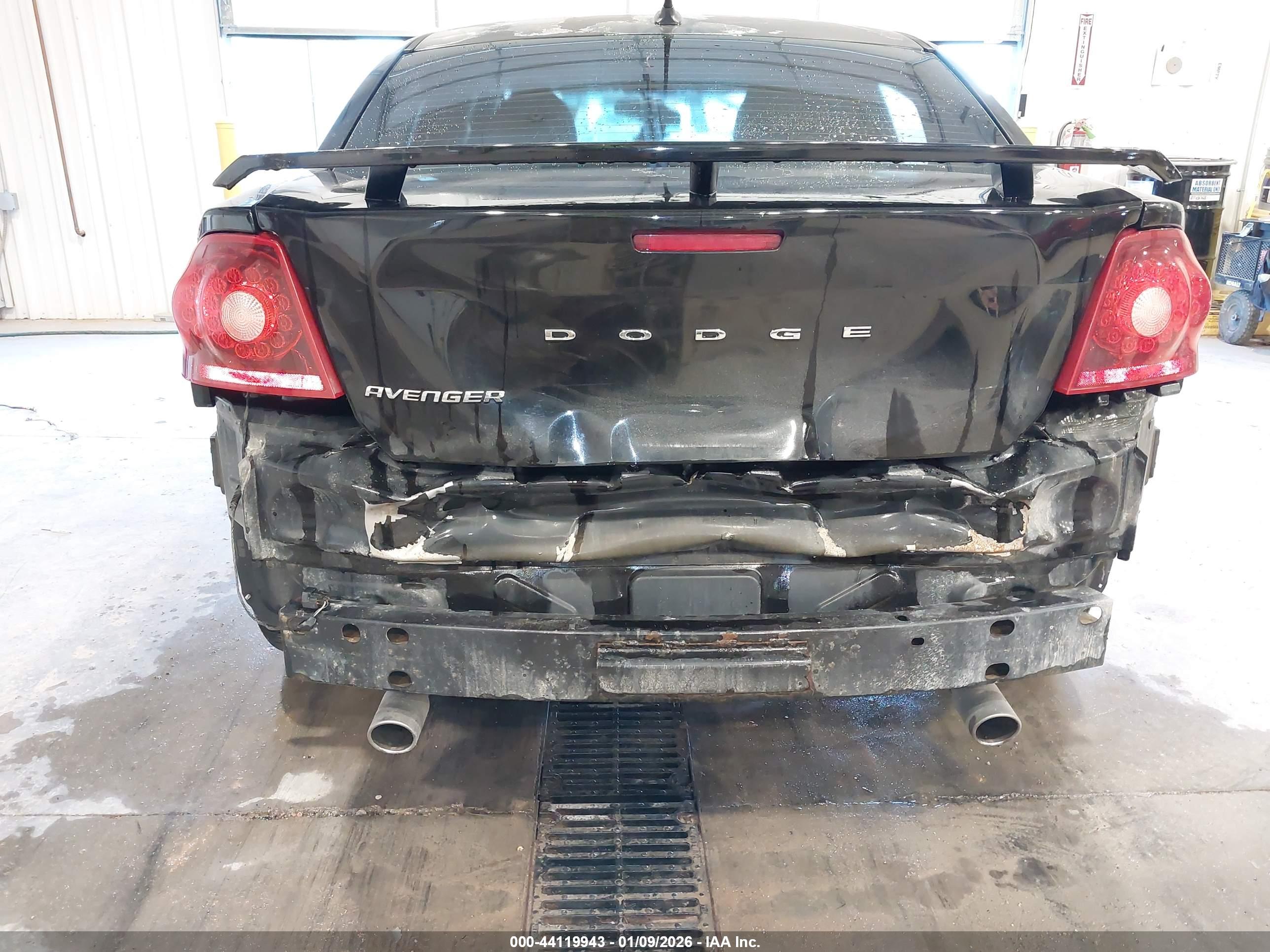 DODGE AVENGER image 6