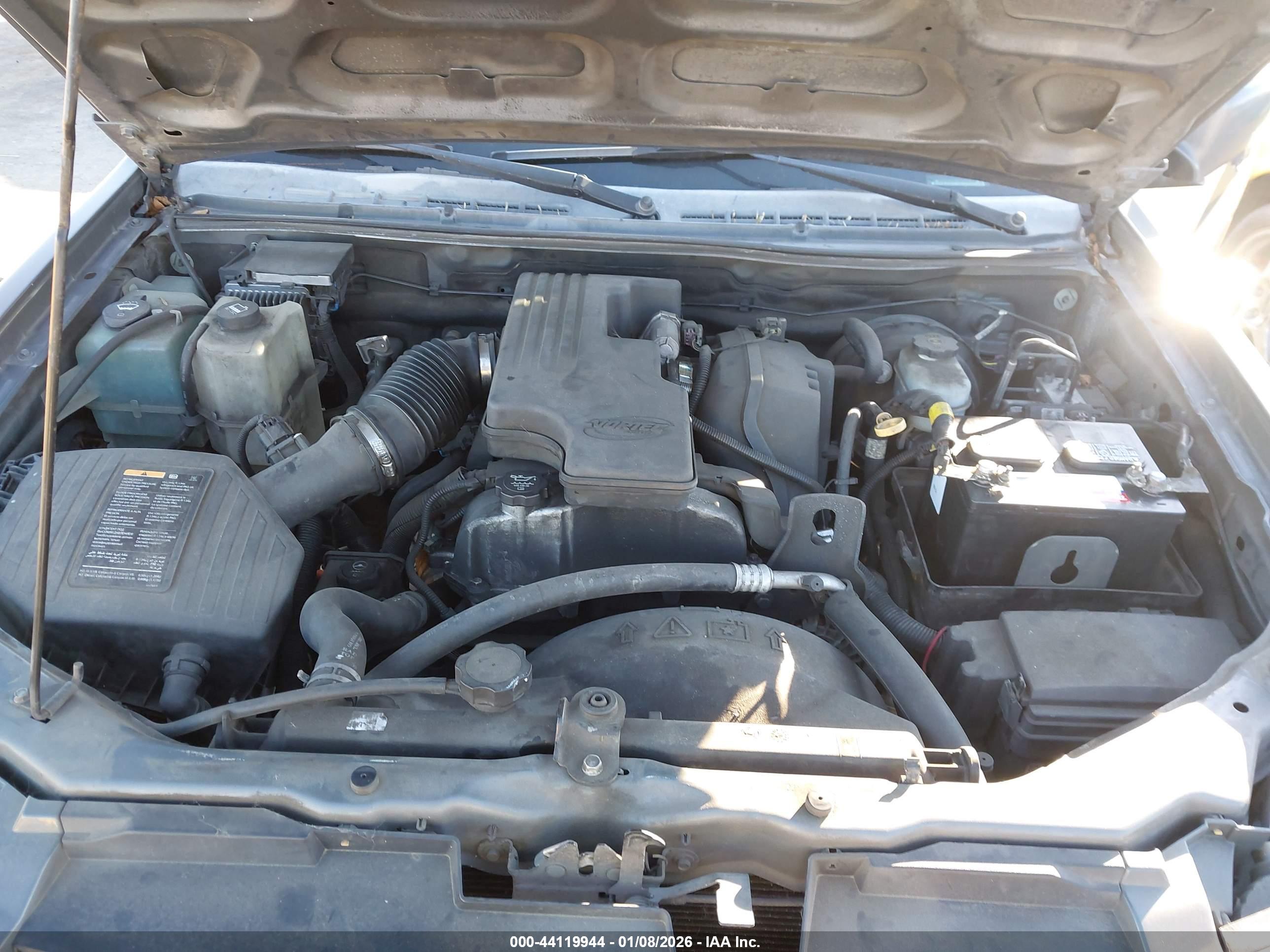 CHEVROLET COLORADO image 10