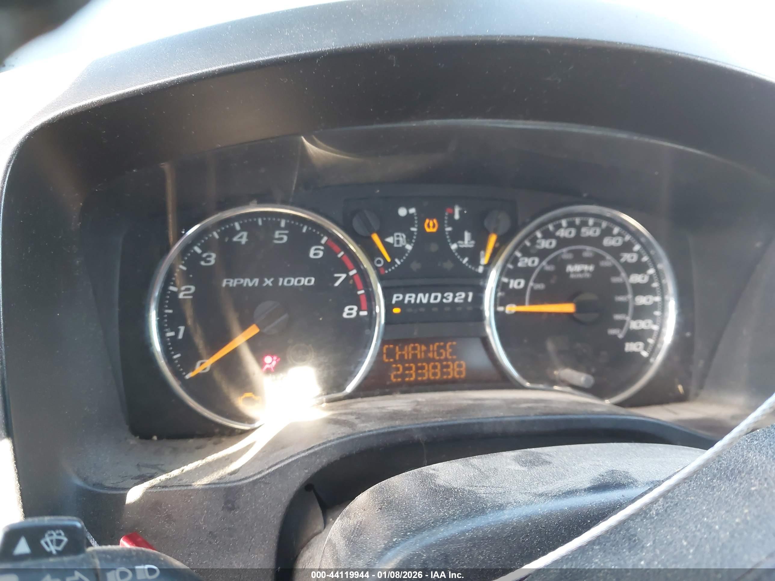 CHEVROLET COLORADO image 7