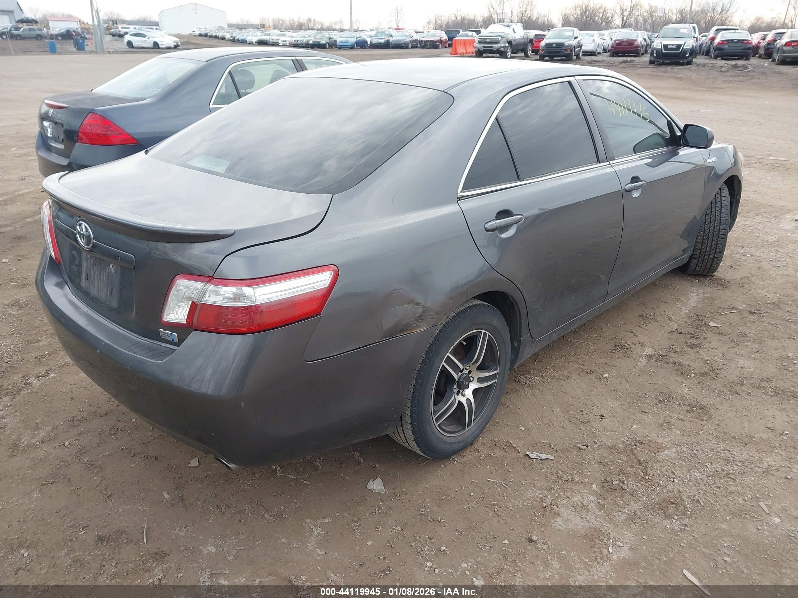 TOYOTA CAMRY image 4