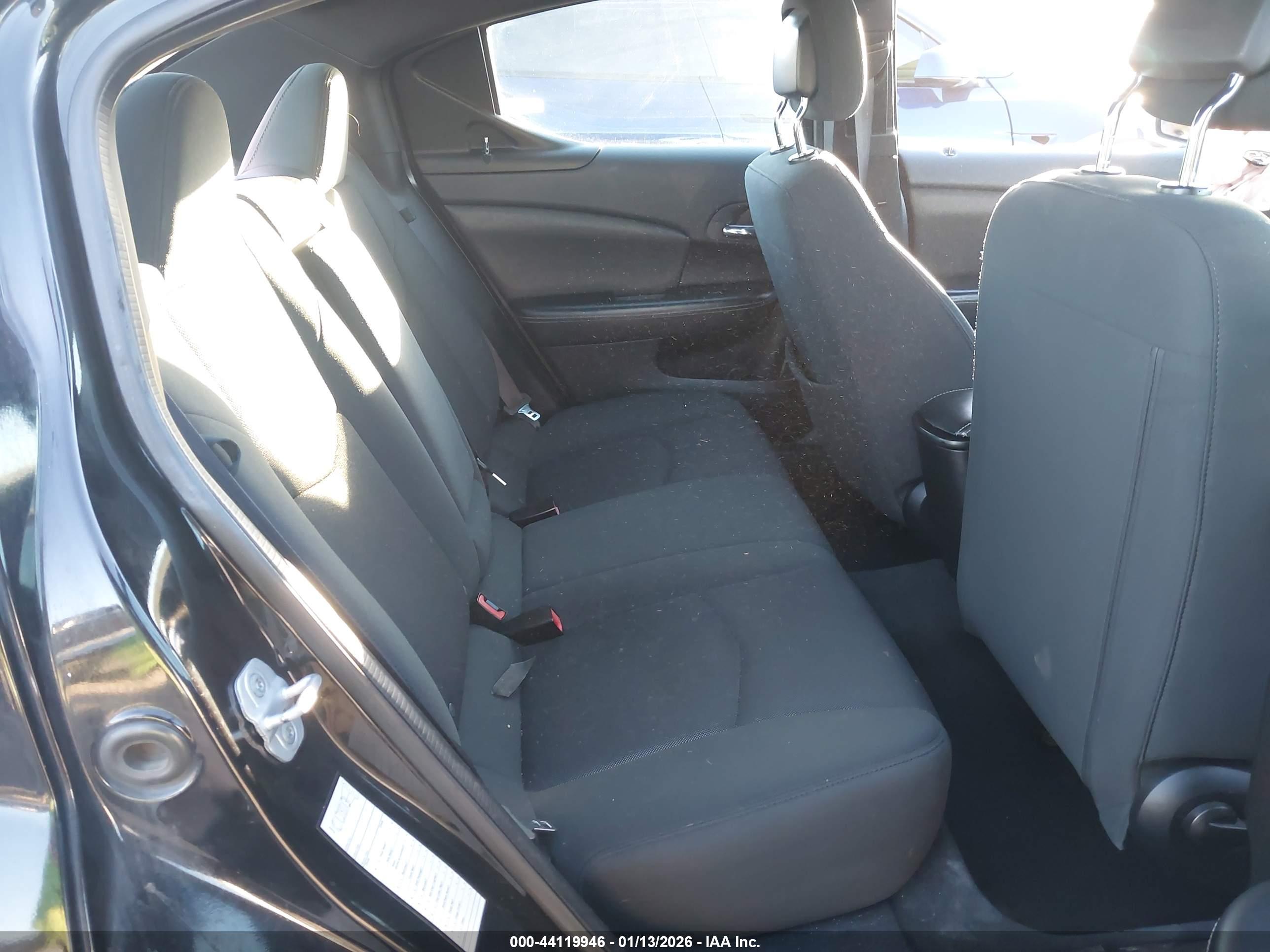 DODGE AVENGER image 8