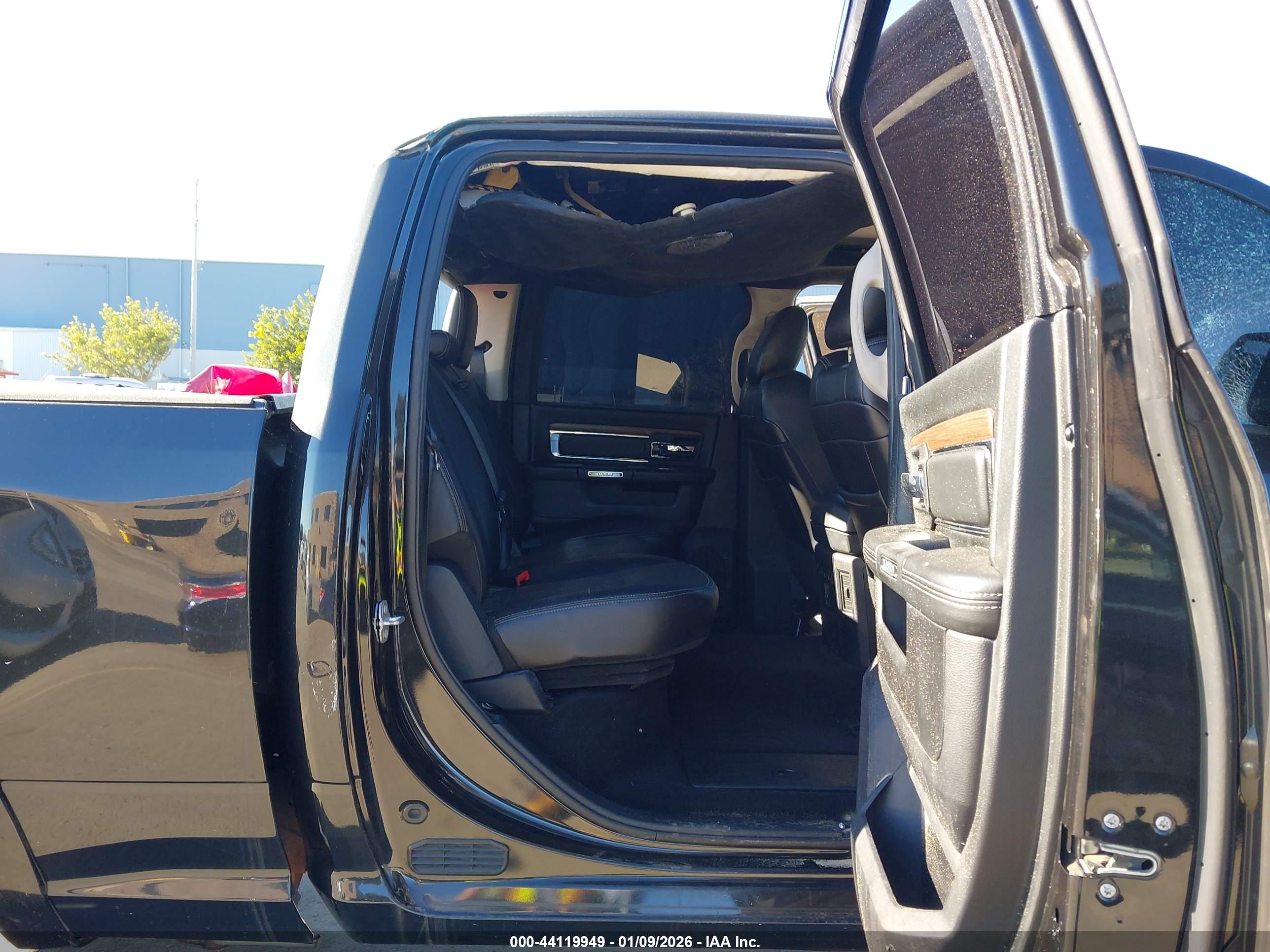 RAM 2500 image 8