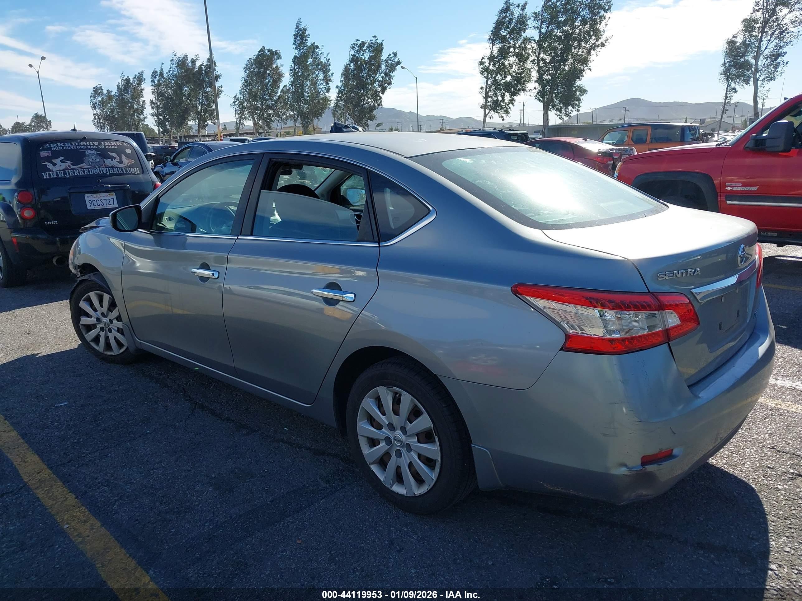 NISSAN SENTRA image 3