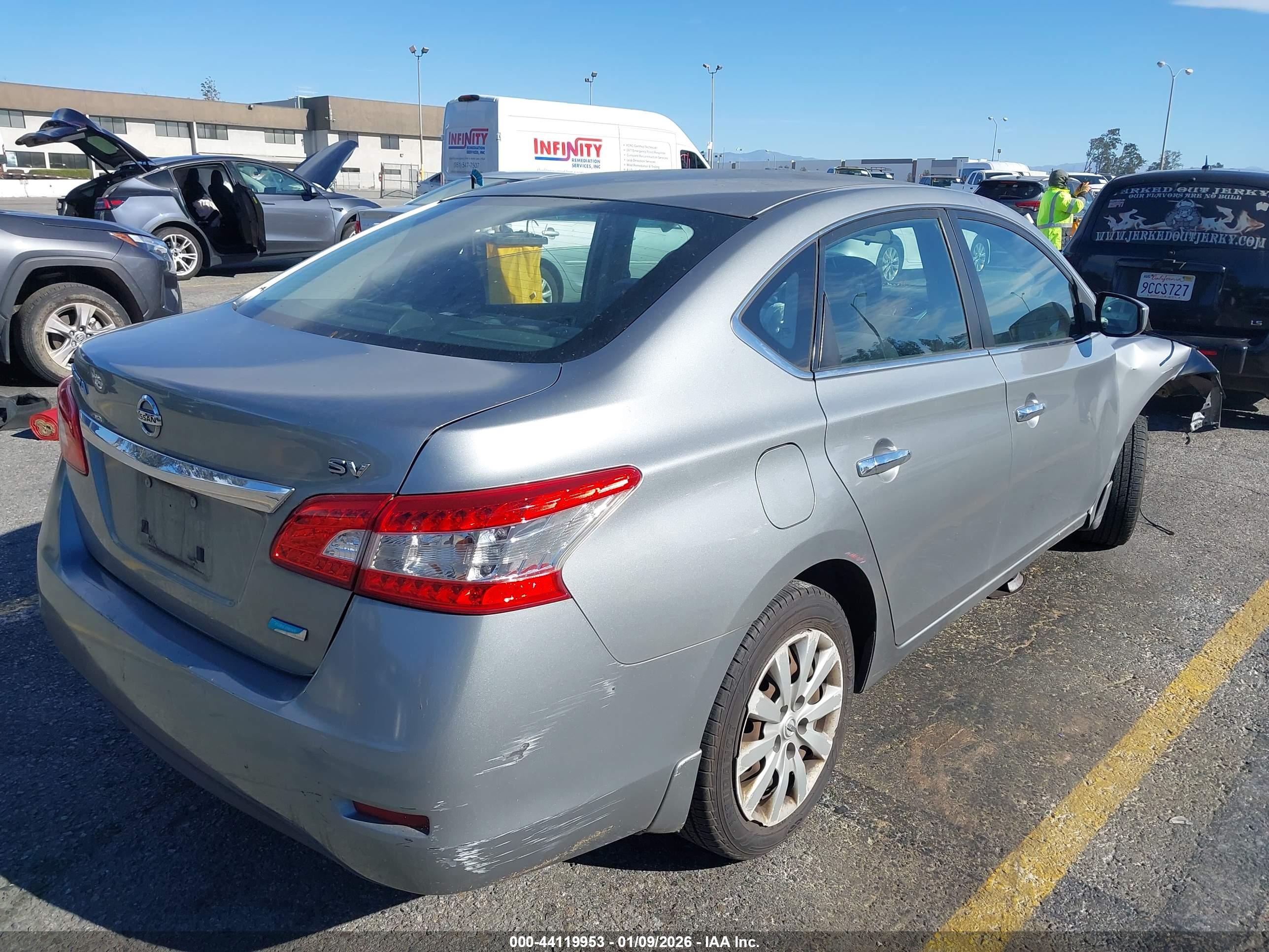 NISSAN SENTRA image 4