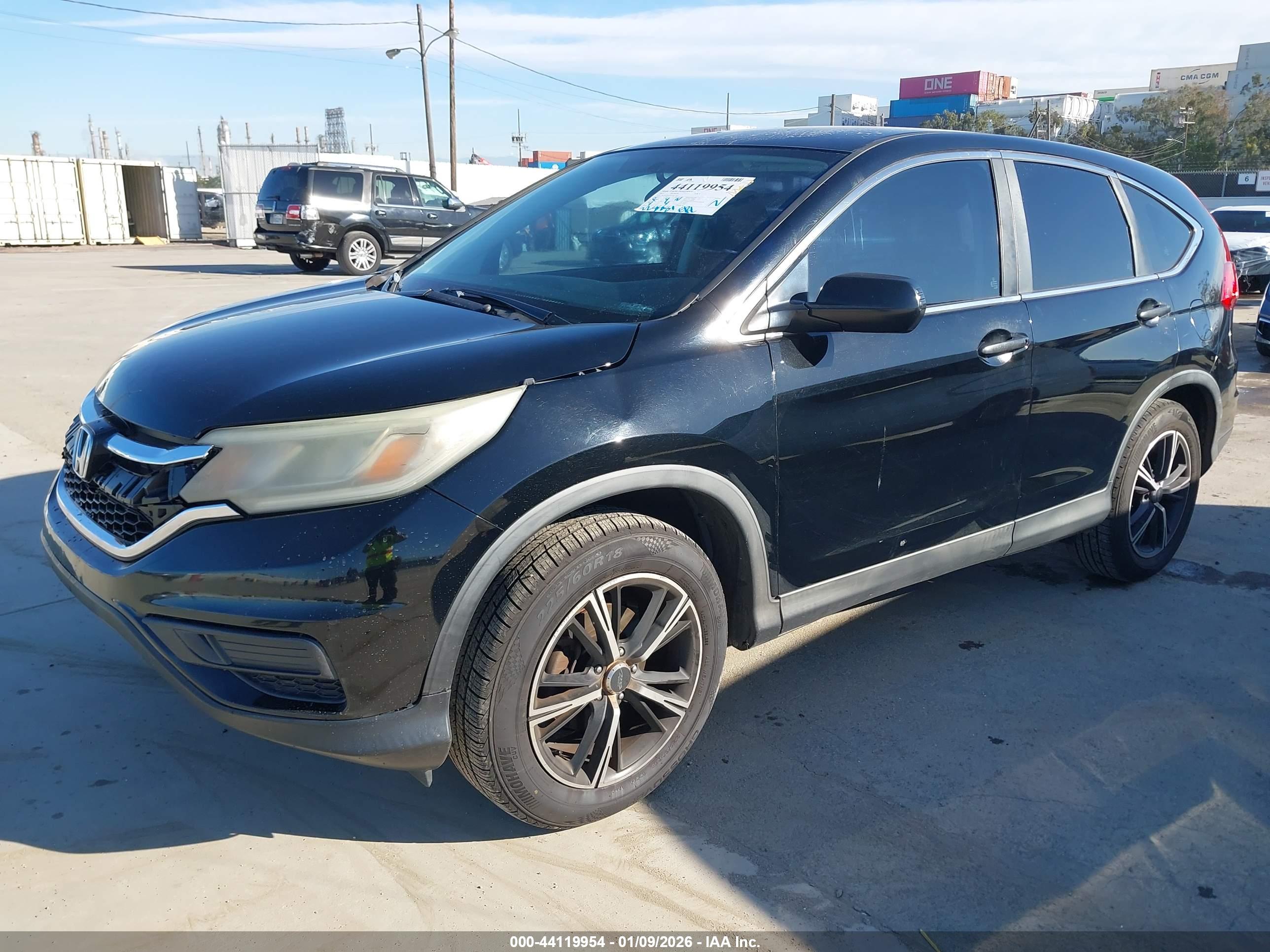 HONDA CR-V image 2