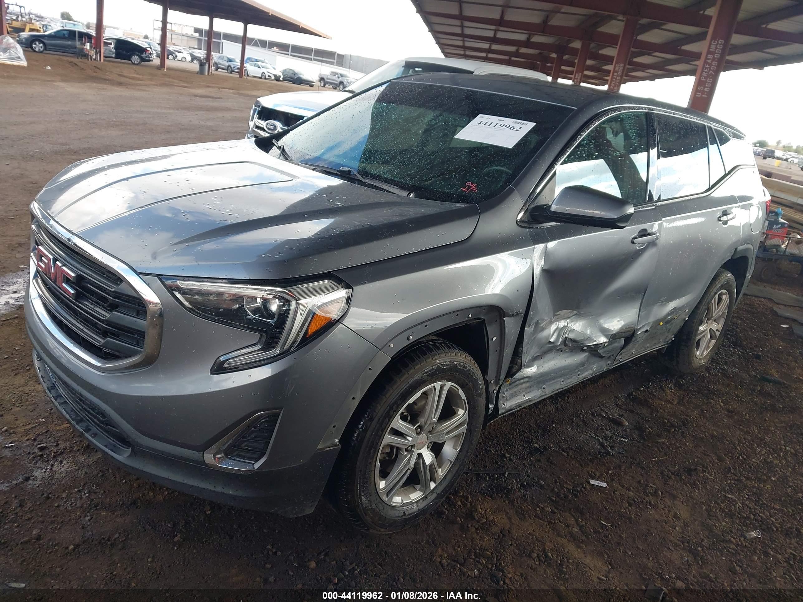 GMC TERRAIN image 2