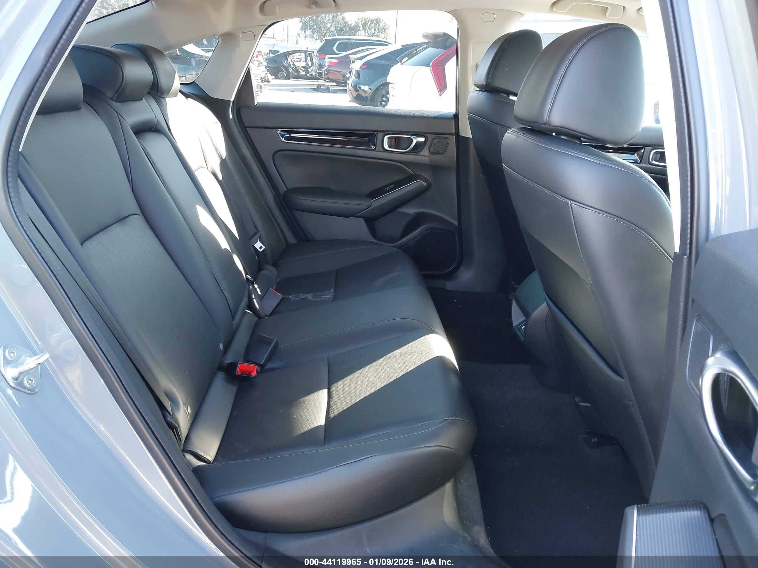 HONDA CIVIC image 8