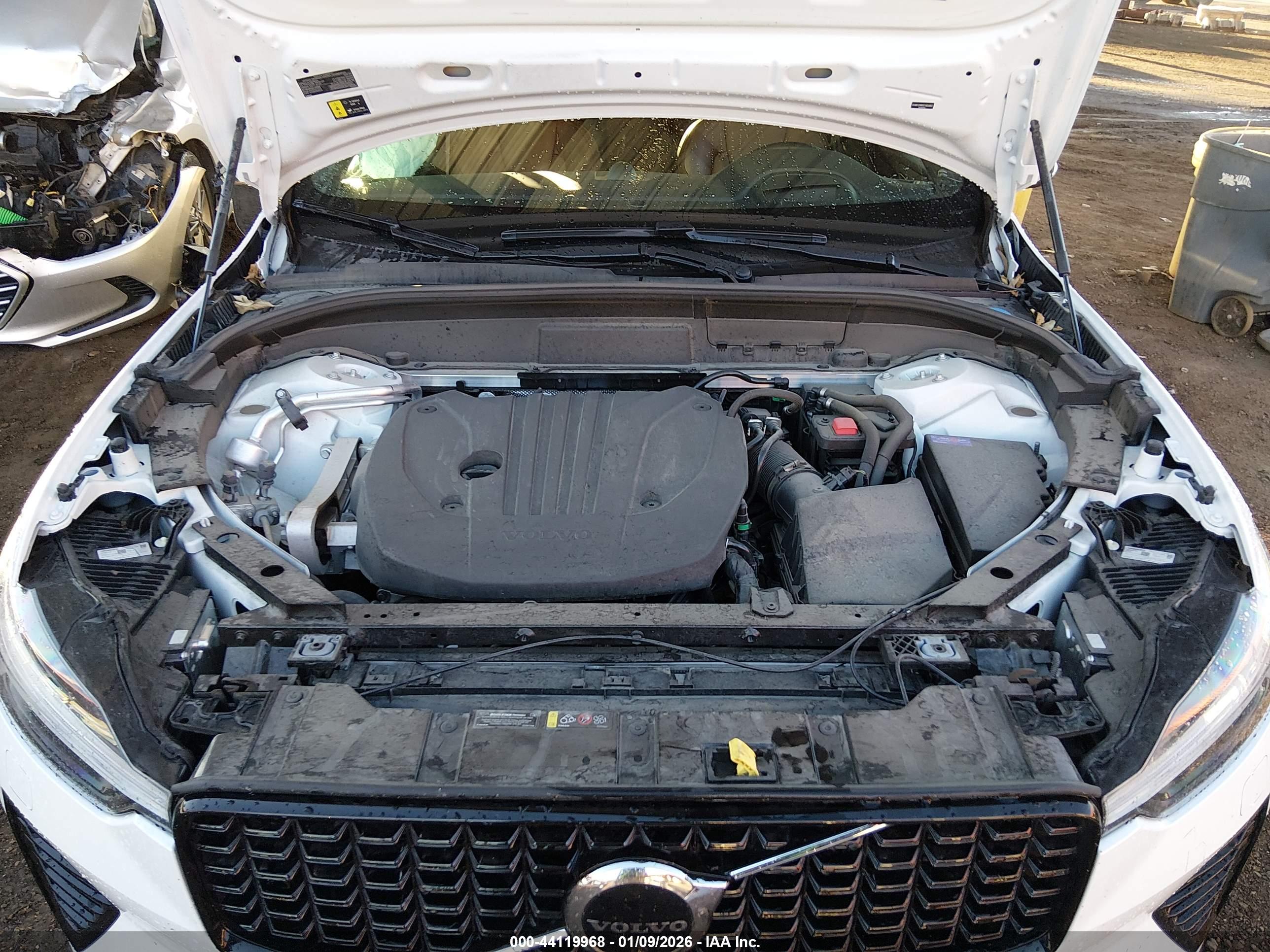 VOLVO XC60 image 10