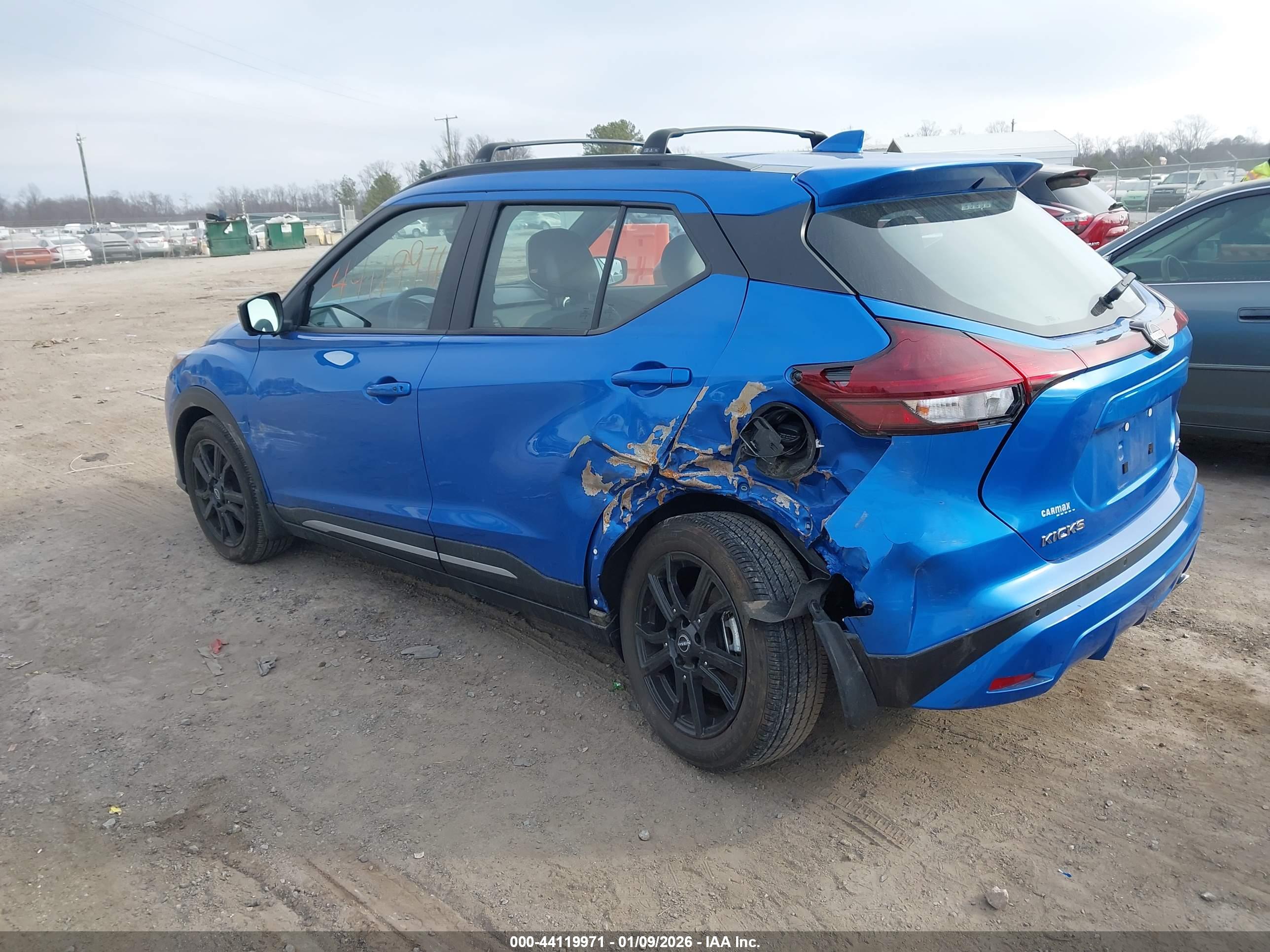 NISSAN KICKS image 3