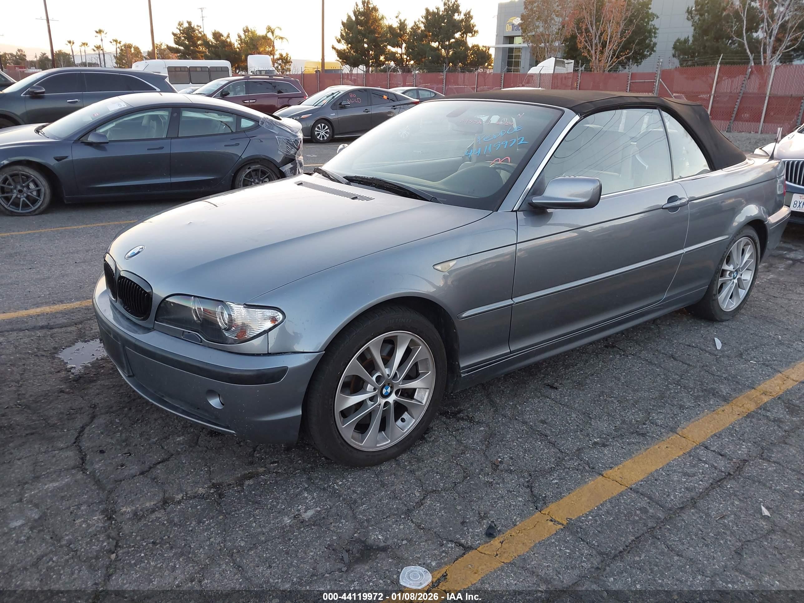 BMW 330CI image 2