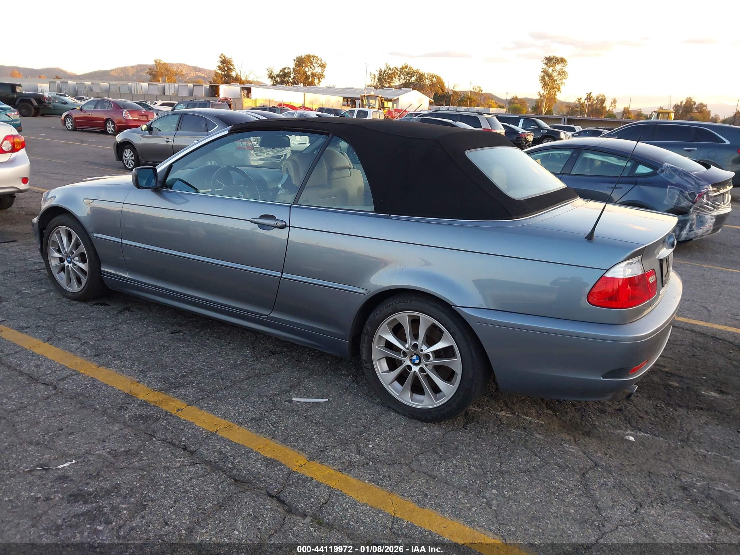 BMW 330CI image 3