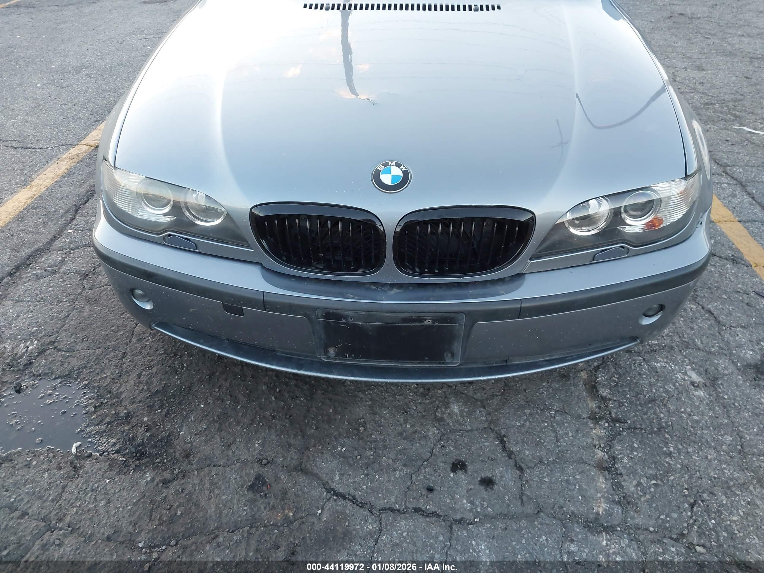 BMW 330CI image 6
