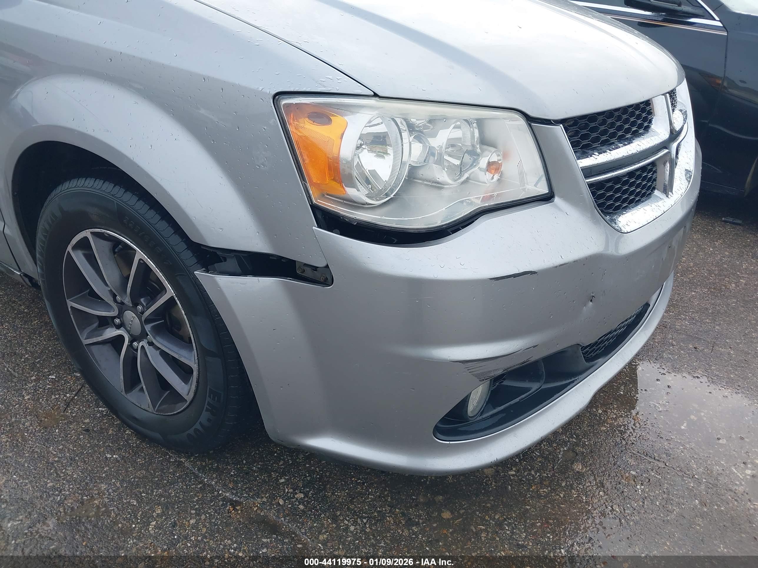 DODGE GRAND image 6