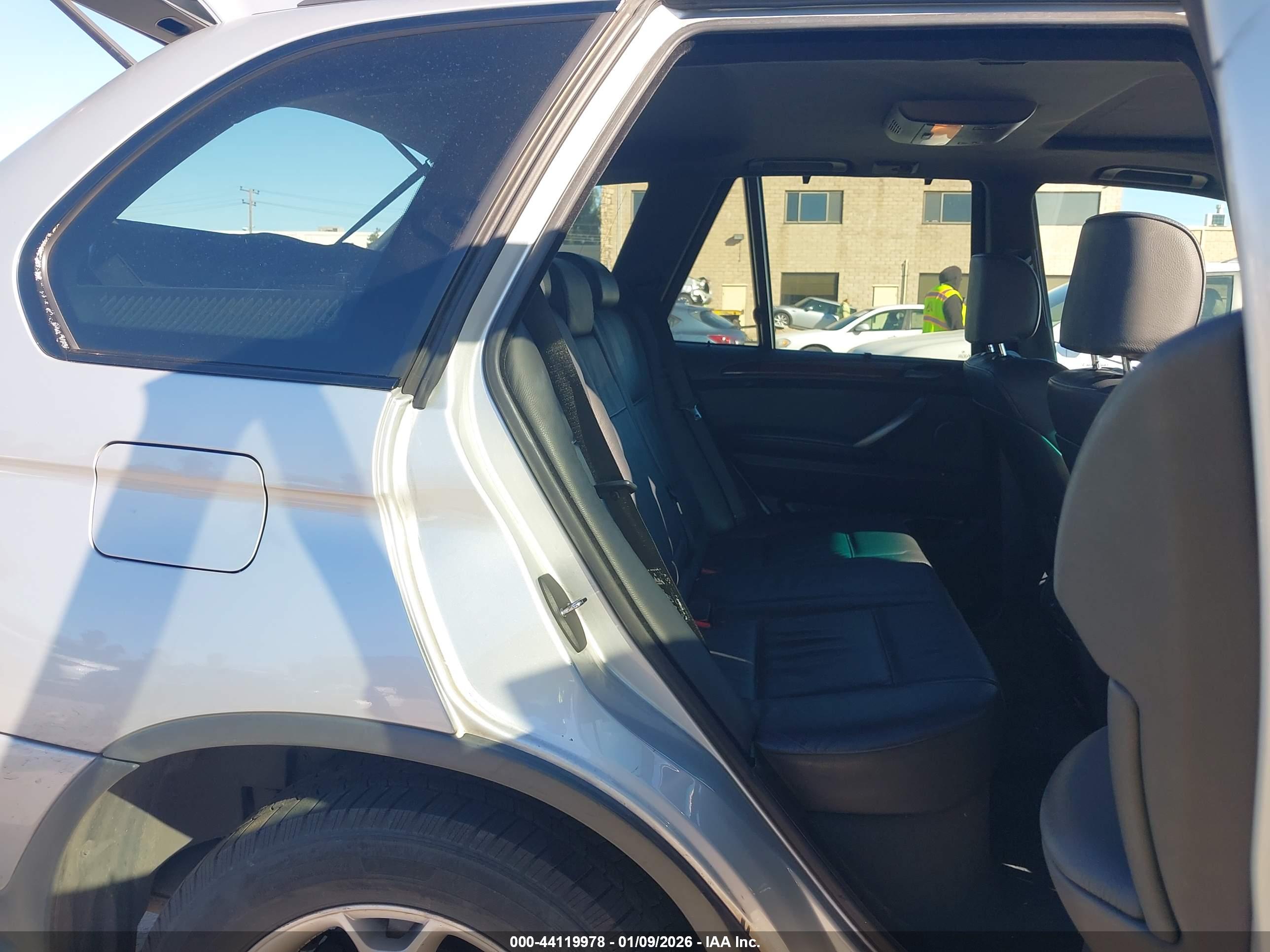 BMW X5 image 8