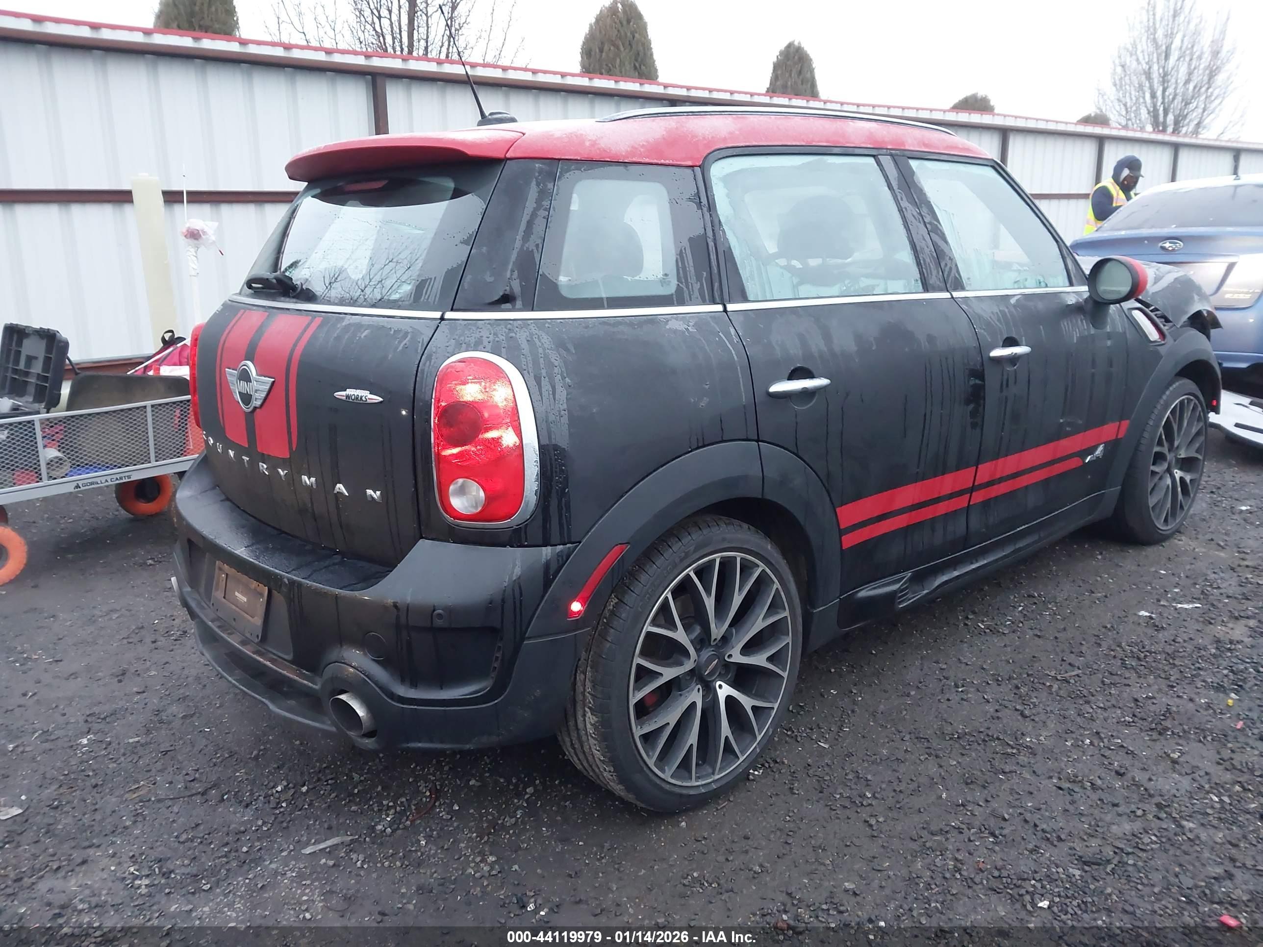 MINI COUNTRYMAN image 4