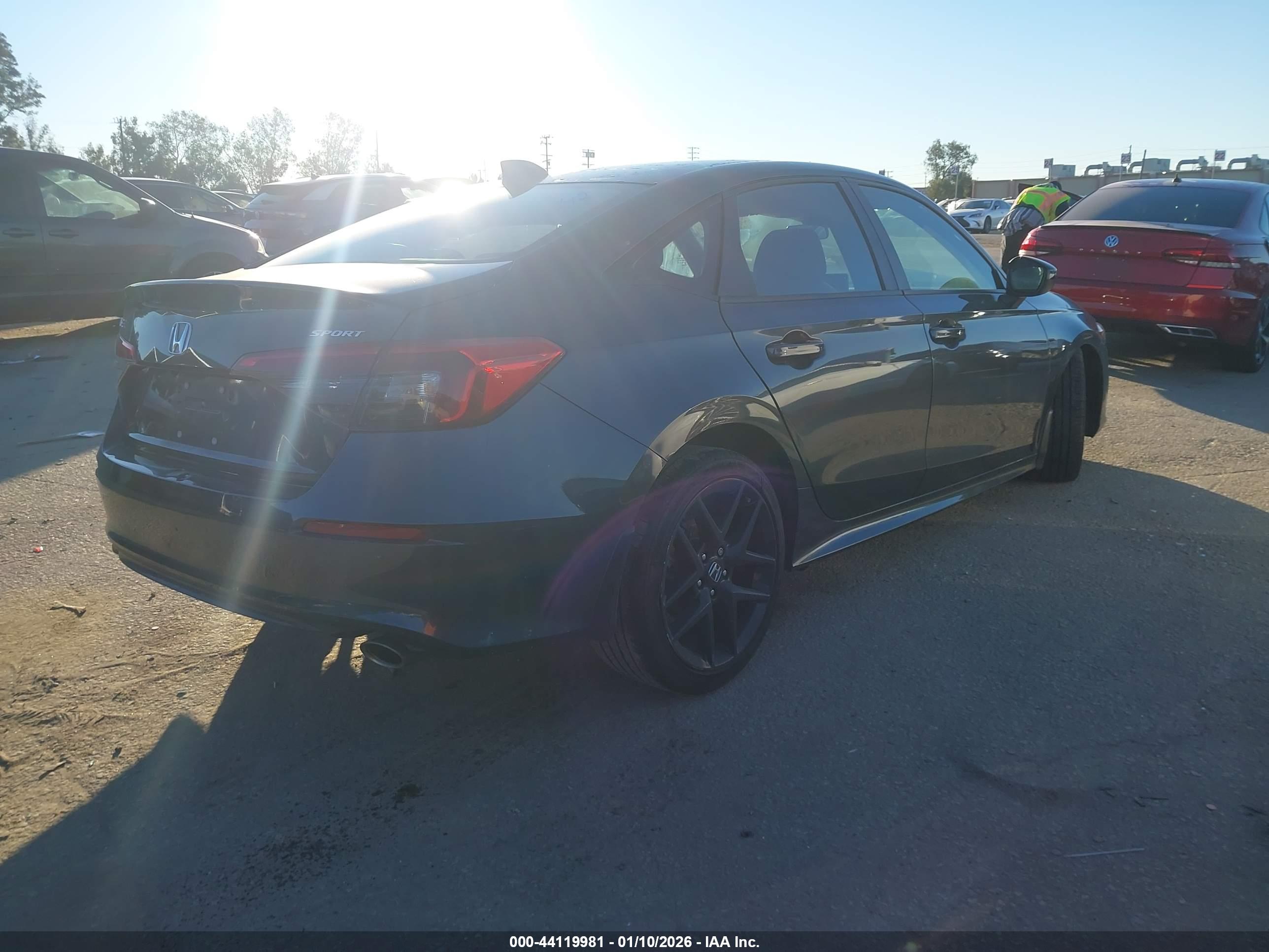 HONDA CIVIC image 4