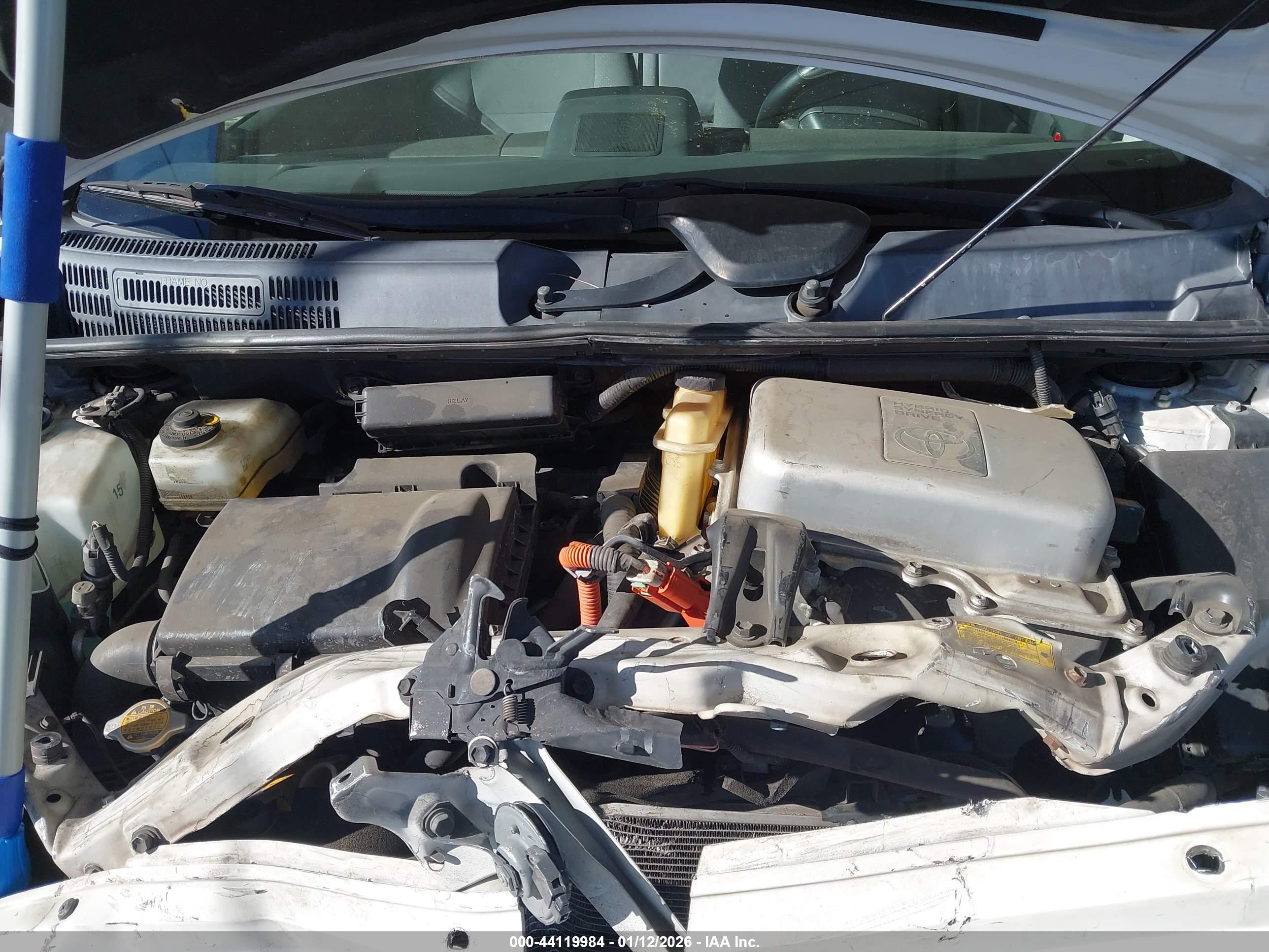 TOYOTA PRIUS image 10