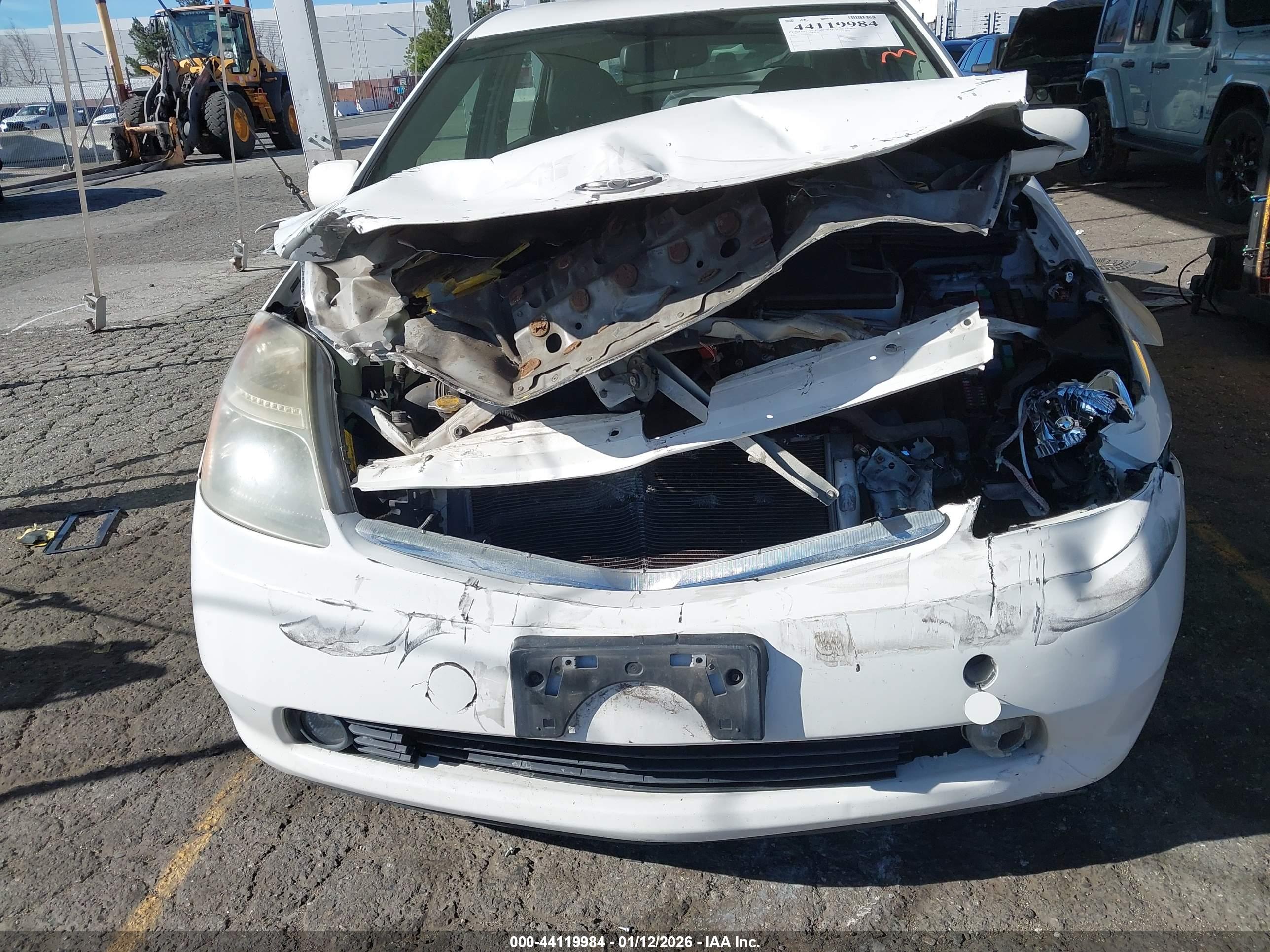 TOYOTA PRIUS image 6
