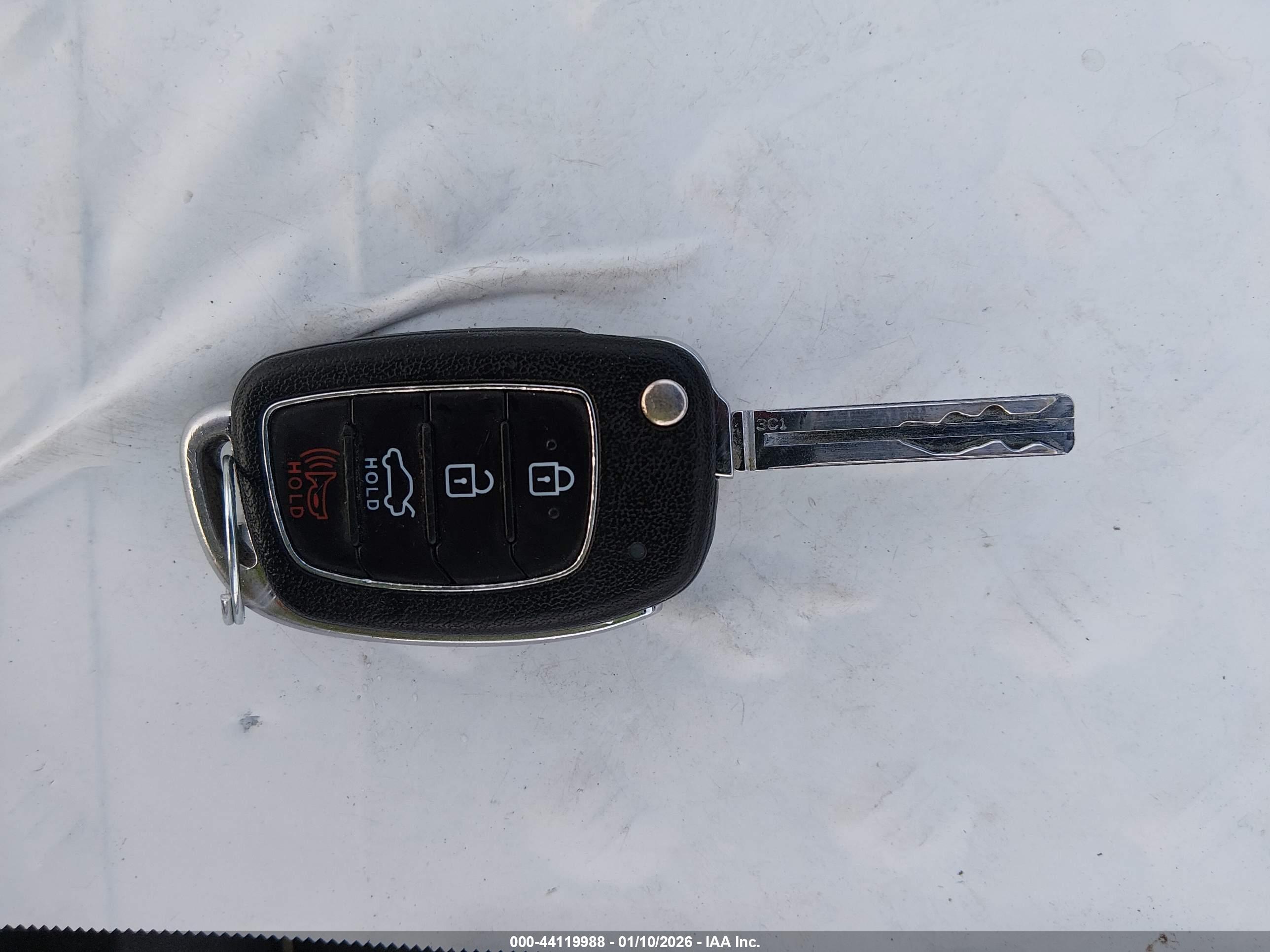 HYUNDAI SONATA image 11