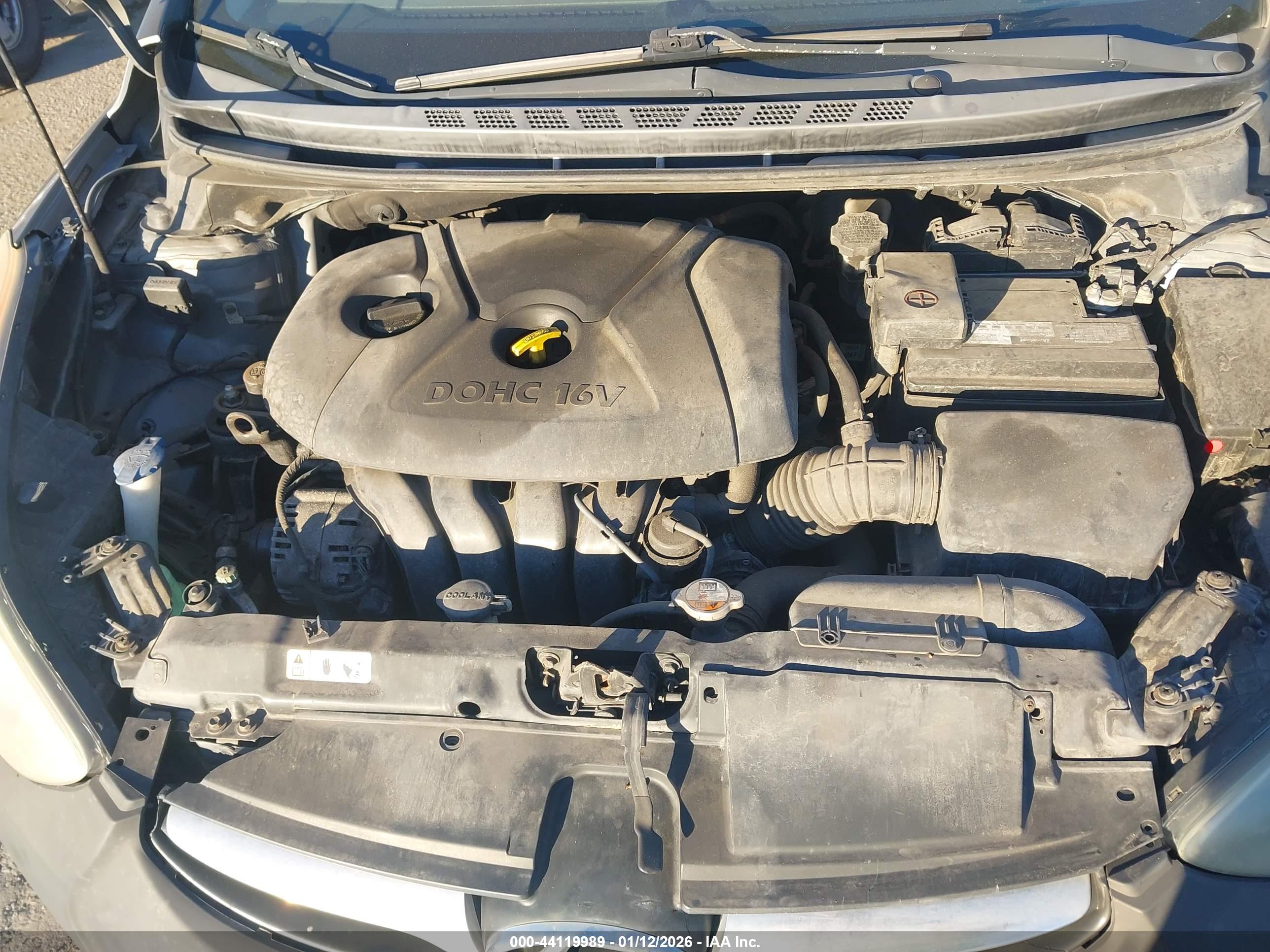 HYUNDAI ELANTRA image 10