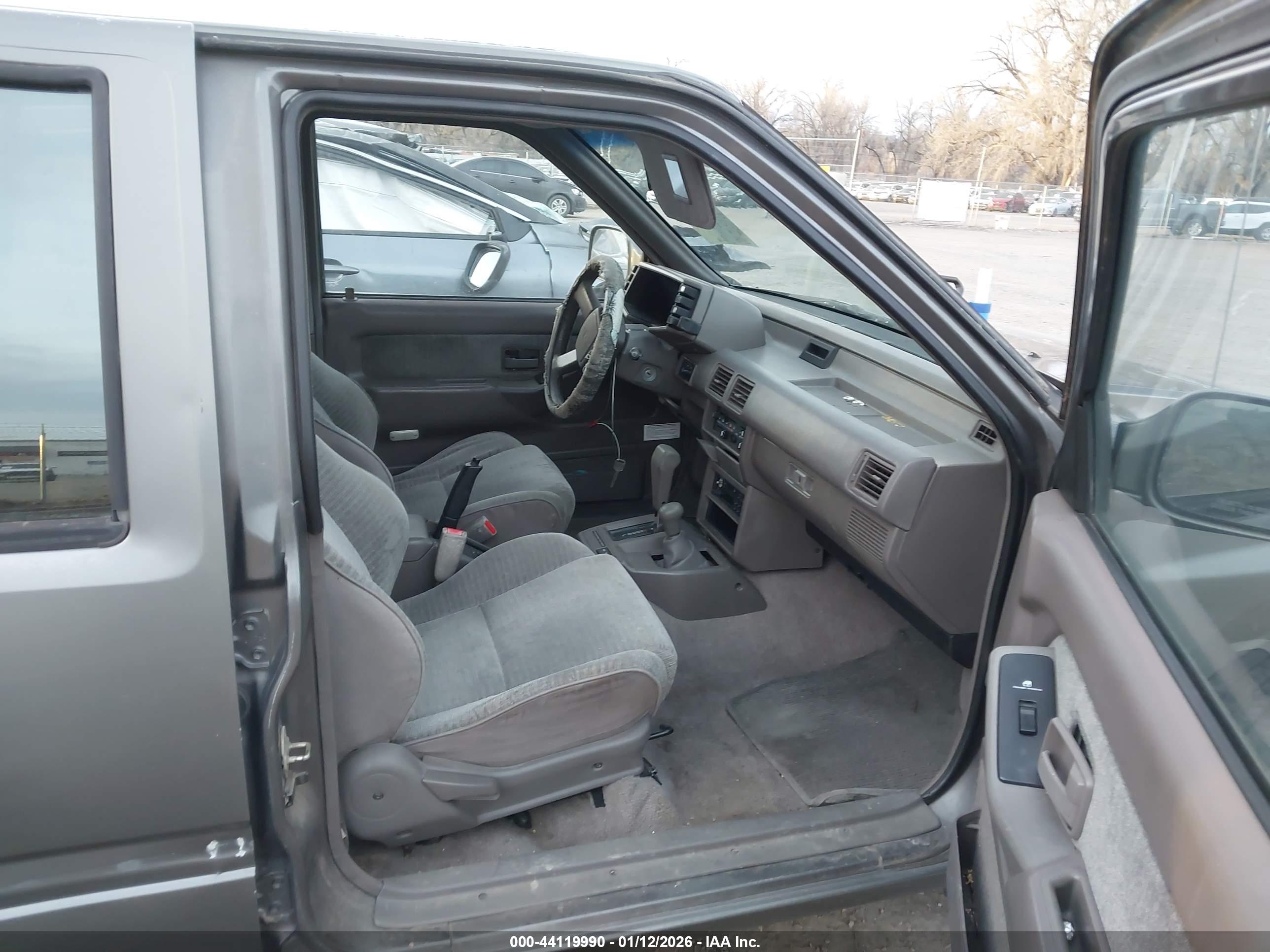 HONDA PASSPORT image 5