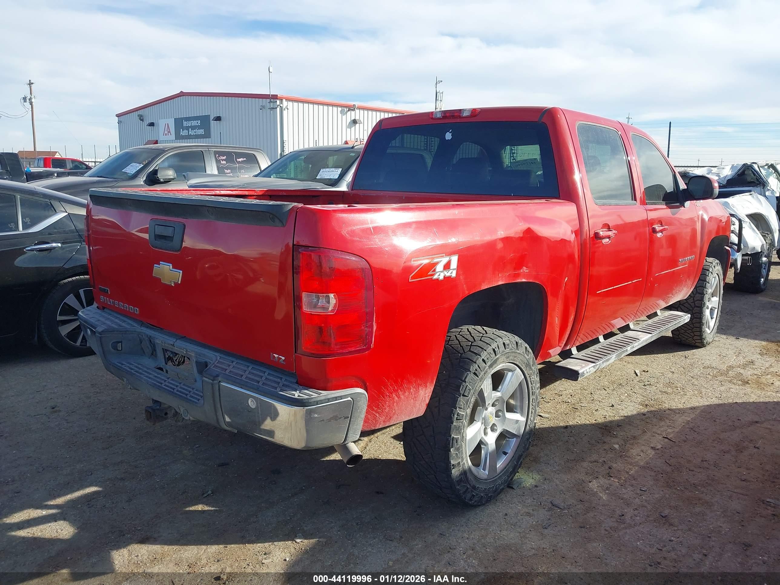 CHEVROLET SILVERADO image 4