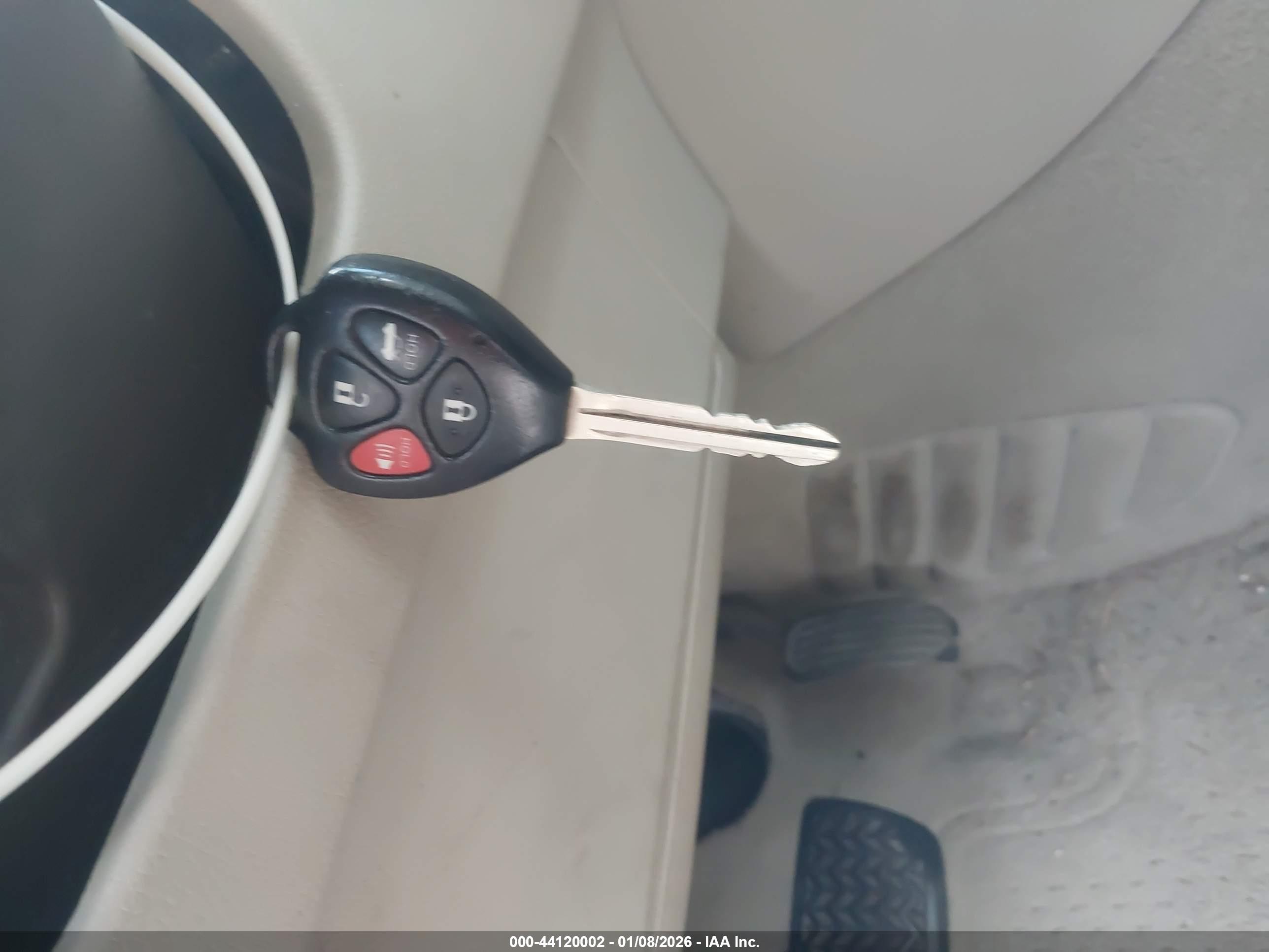 TOYOTA CAMRY image 11