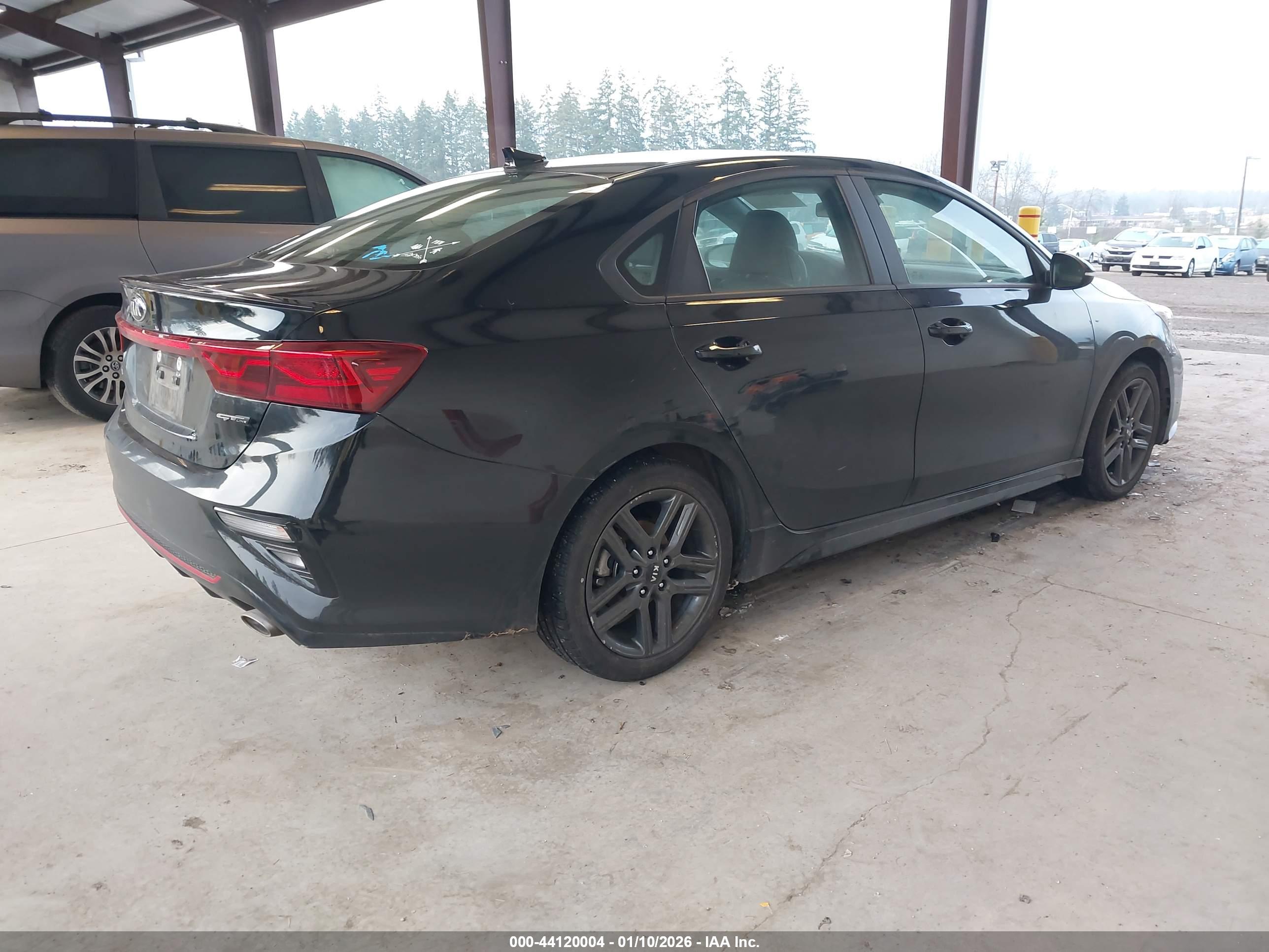 KIA FORTE image 4