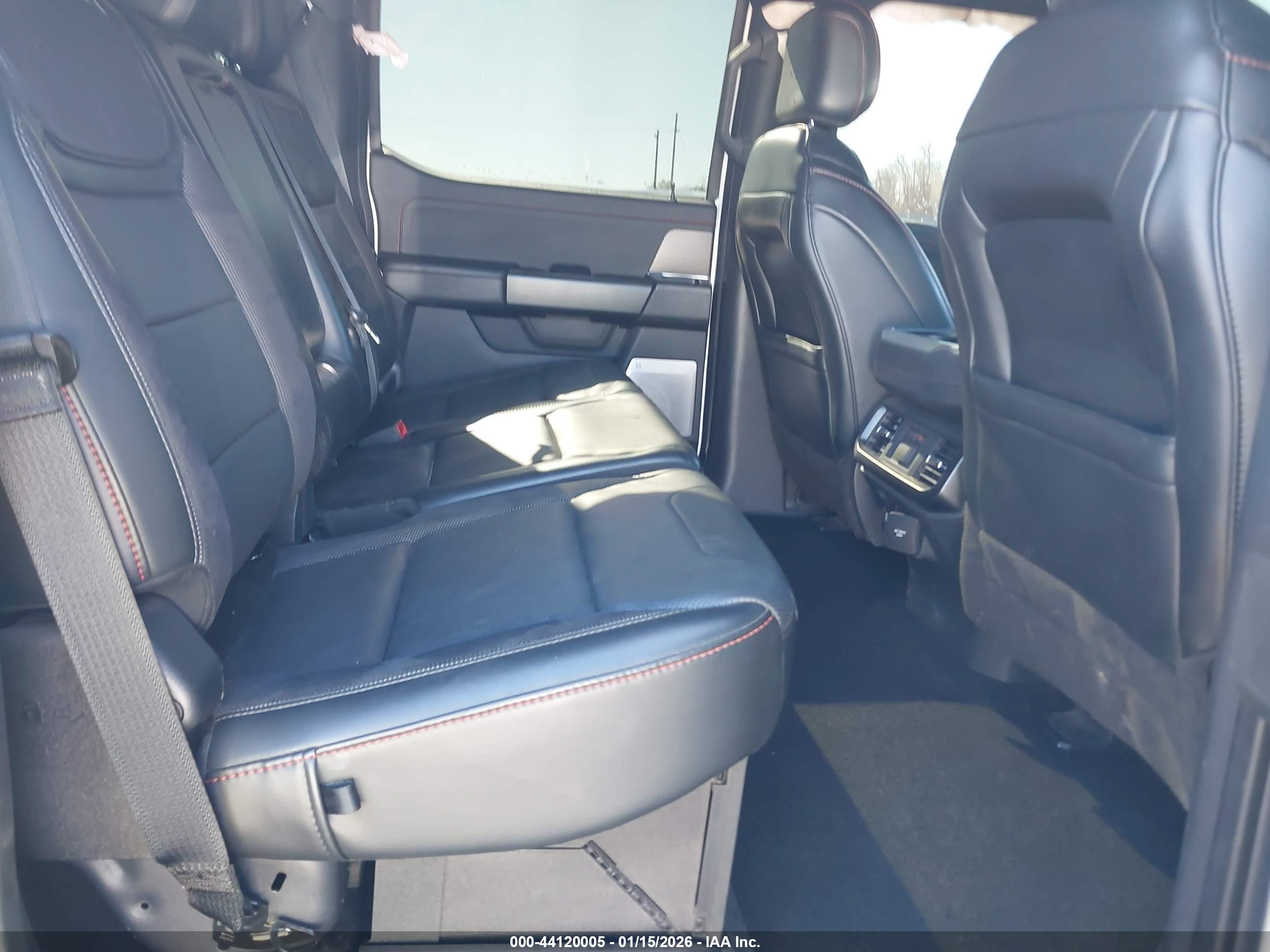 FORD F-150 image 8
