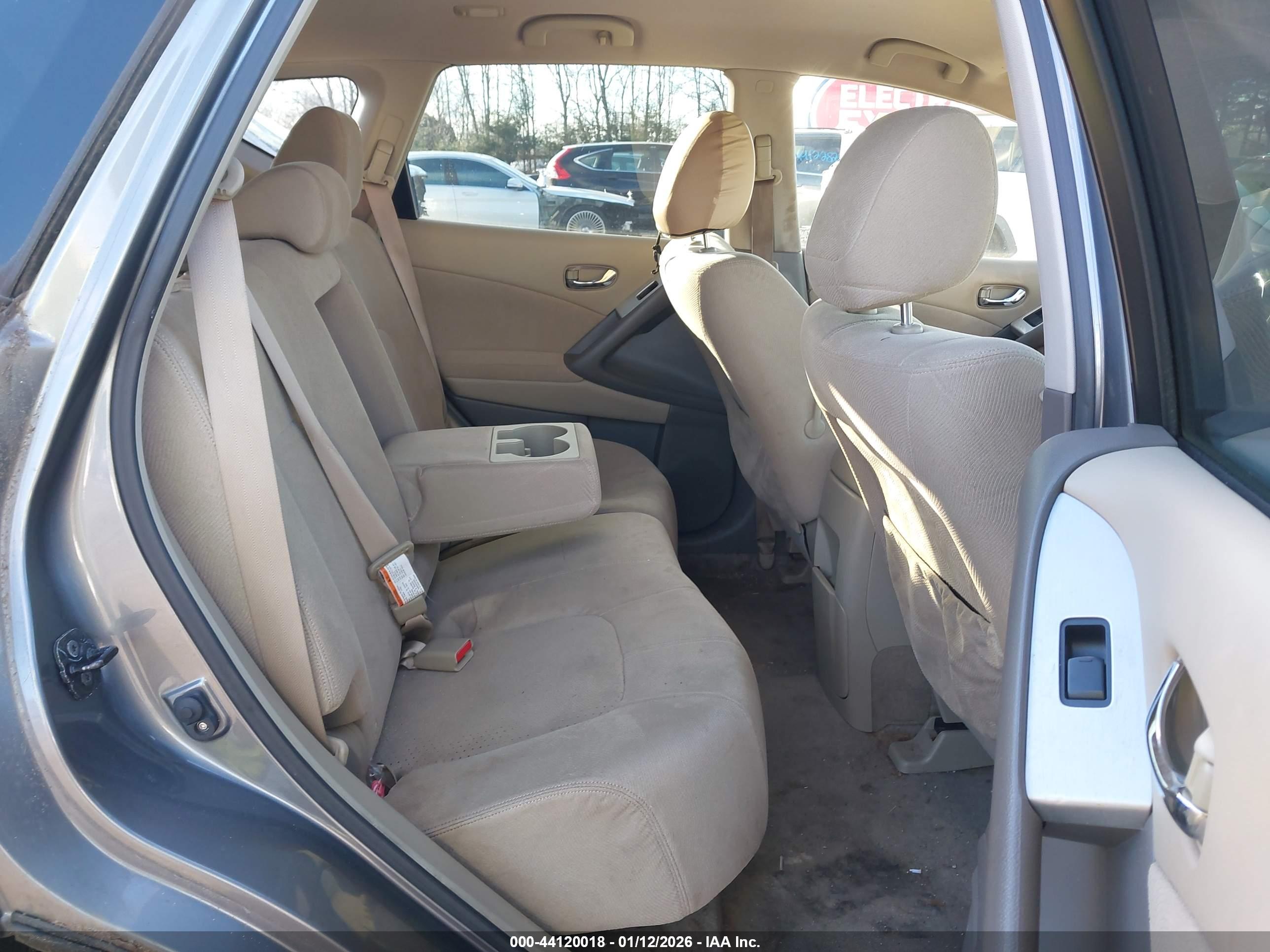 NISSAN MURANO image 8
