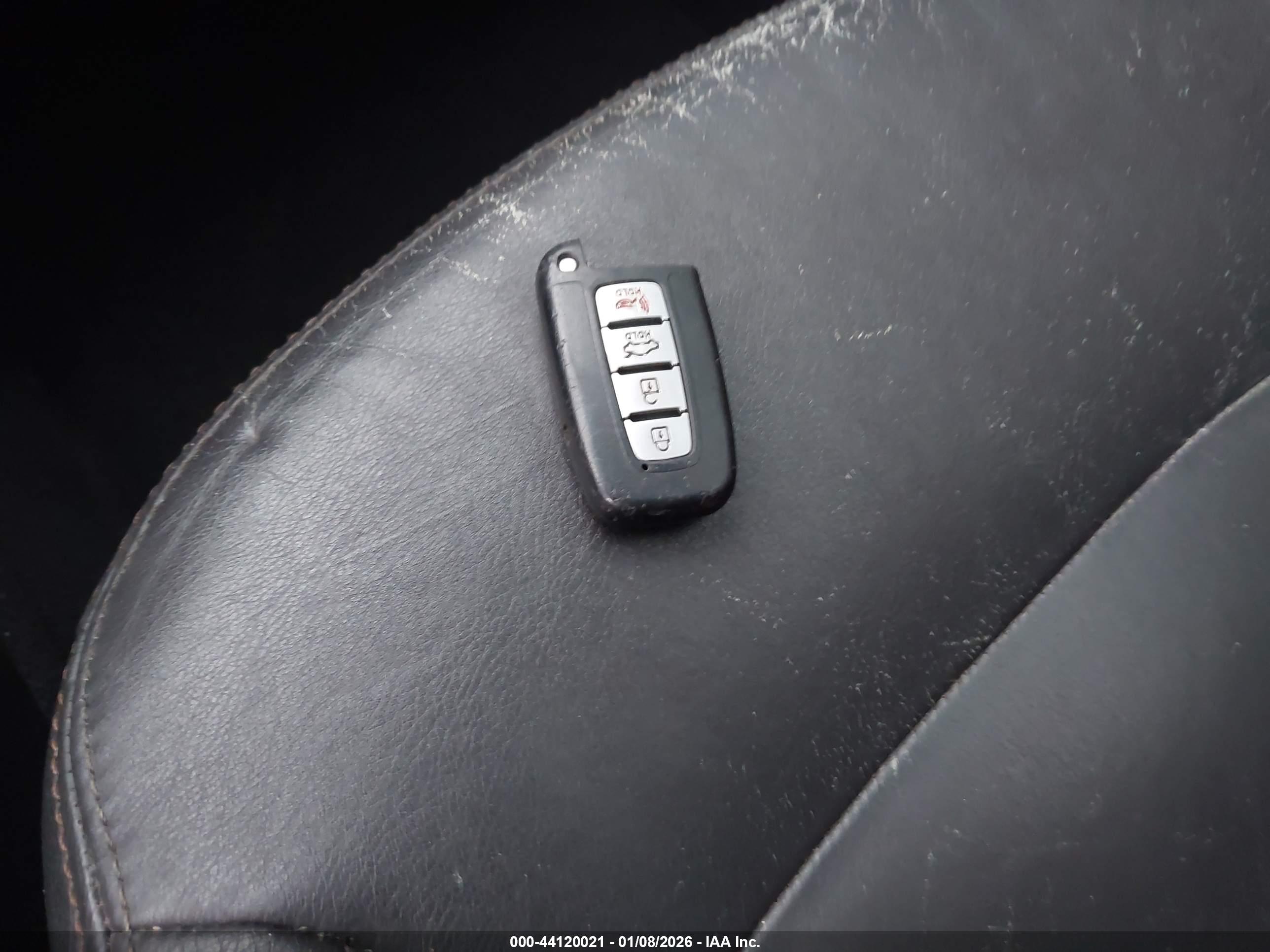 HYUNDAI SONATA image 11