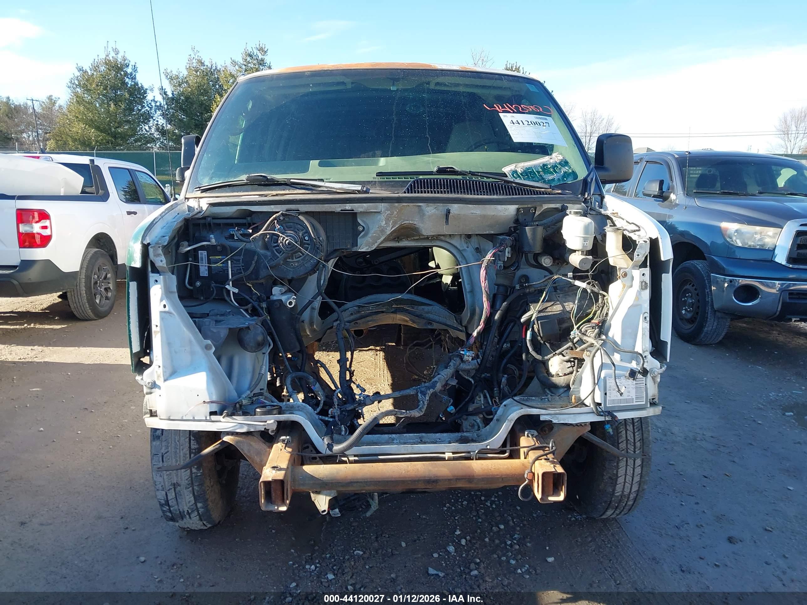 CHEVROLET EXPRESS image 6
