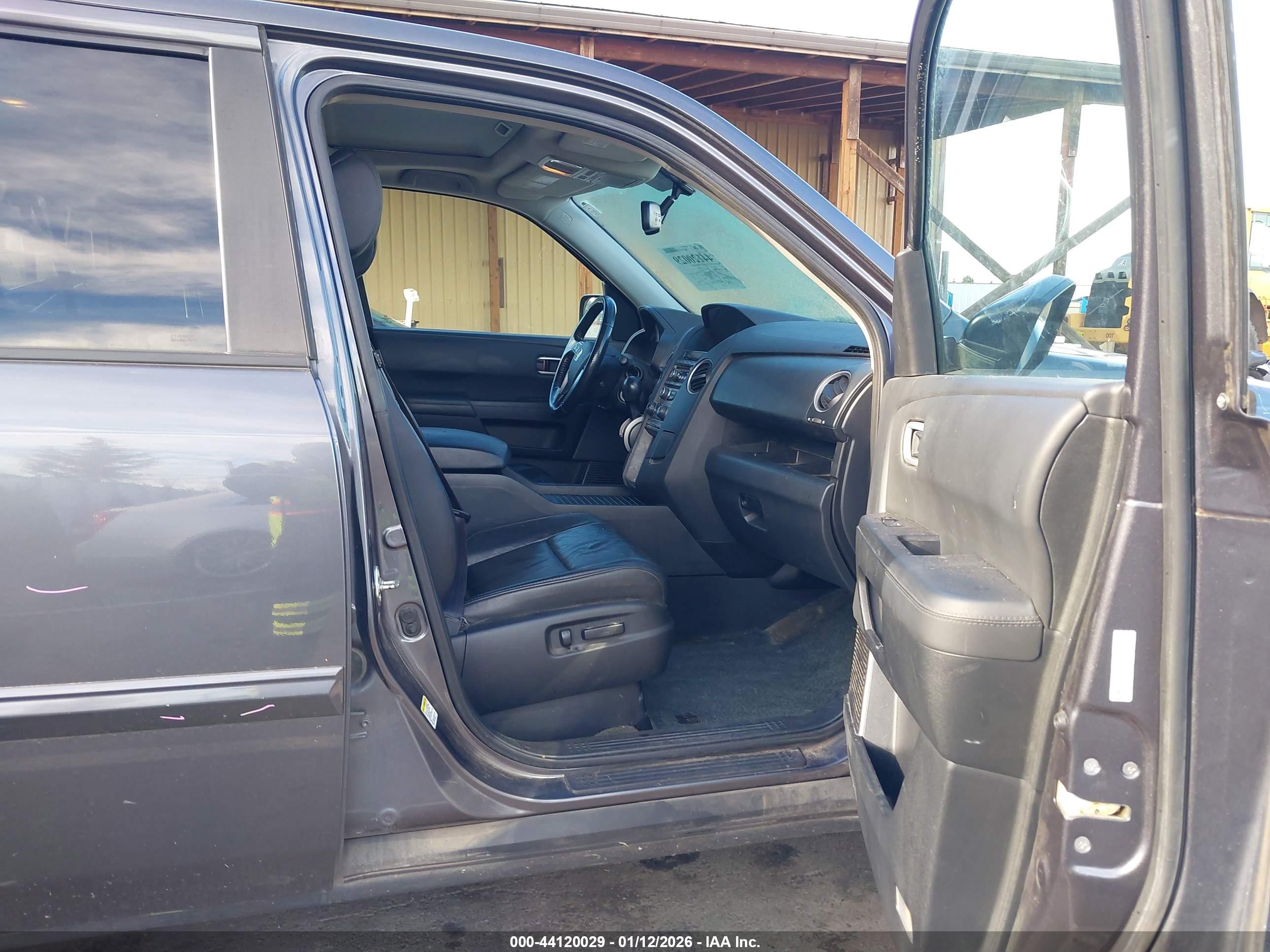 HONDA PILOT image 5