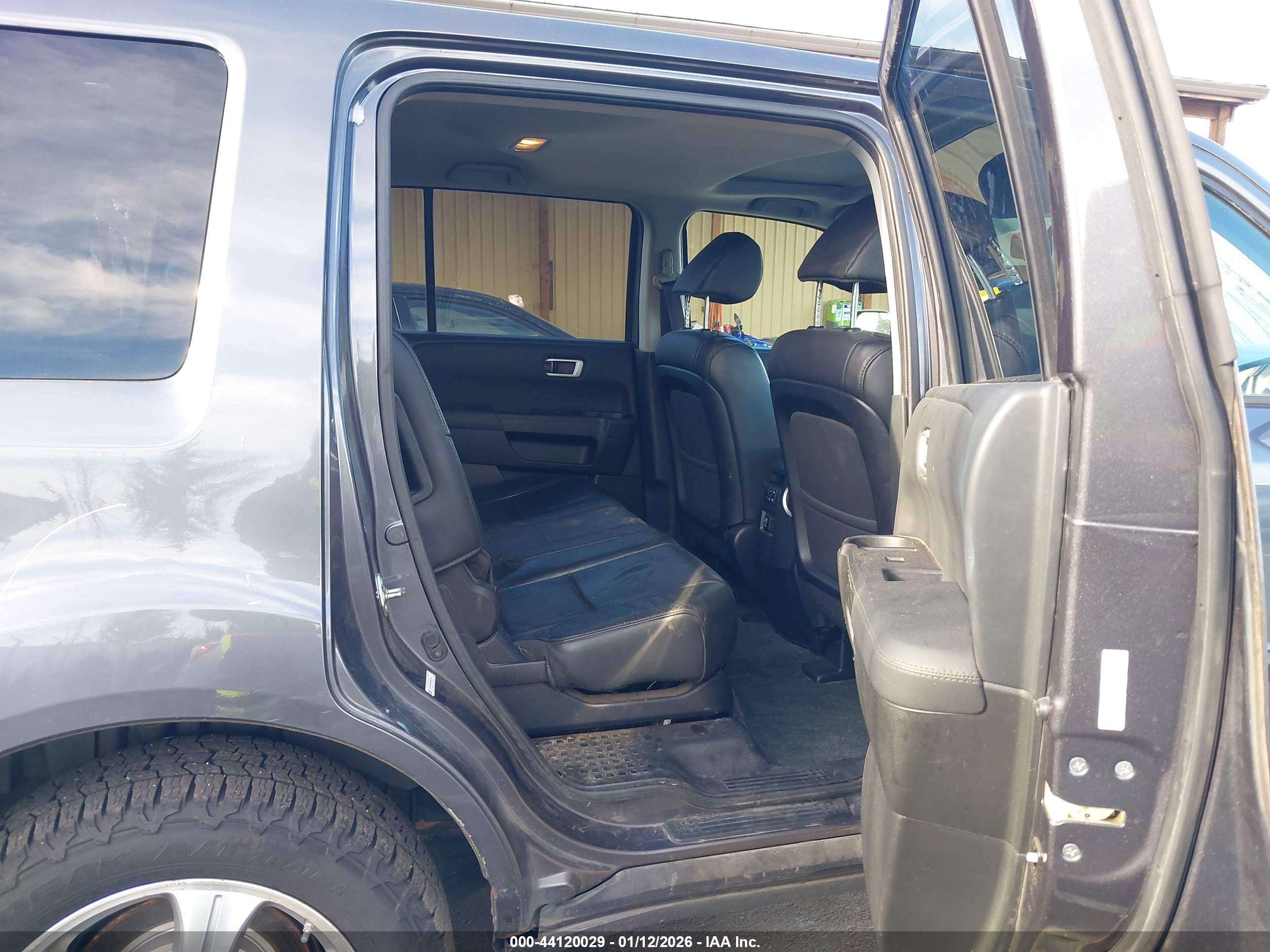 HONDA PILOT image 8