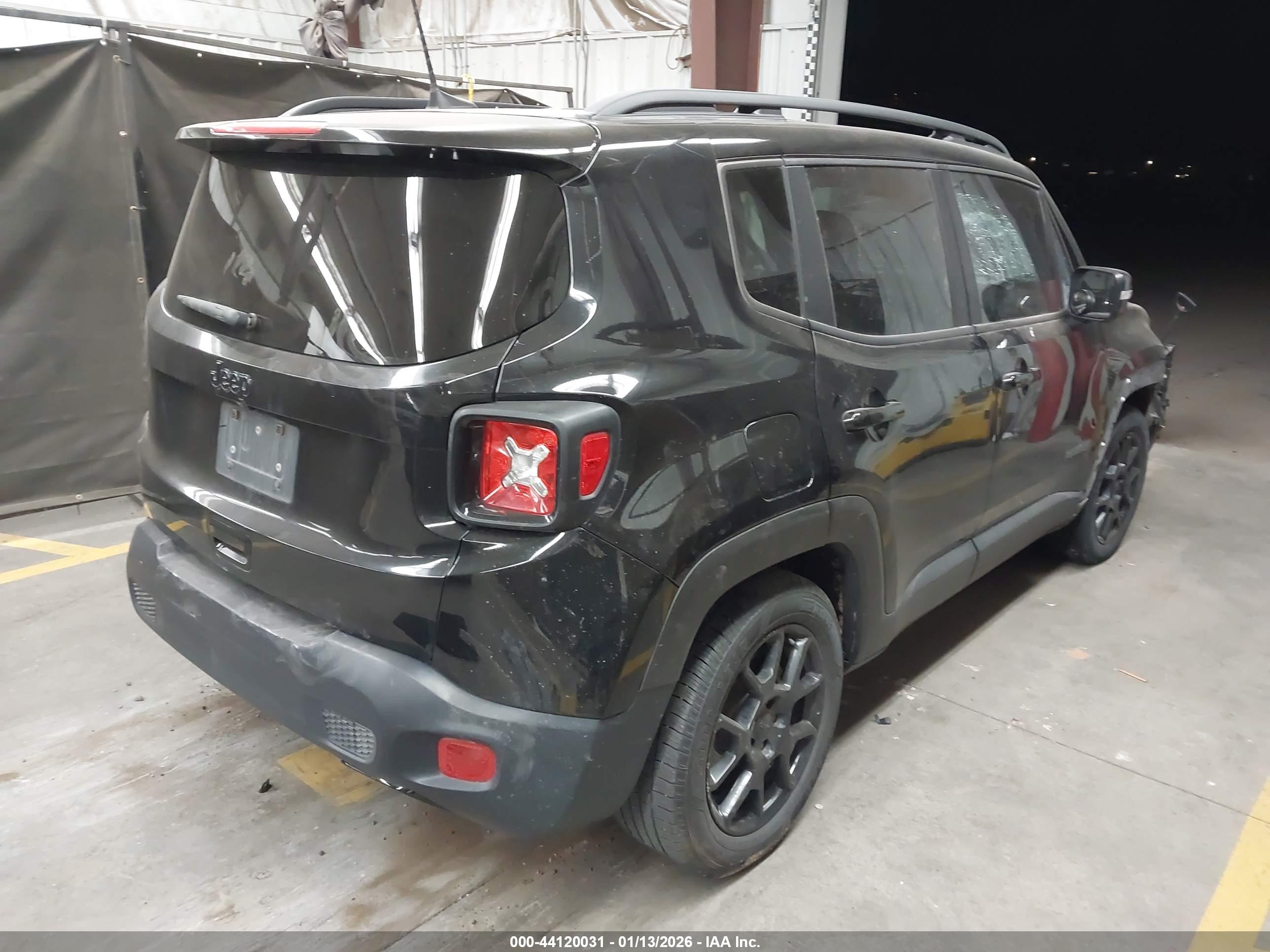 JEEP RENEGADE image 4